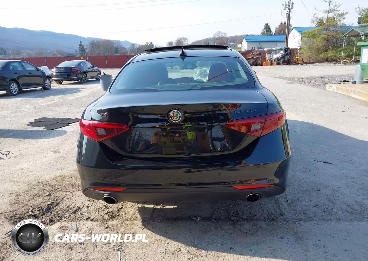 2021 Alfa Romeo Giulia Ti Awd VIN:ZARFANBN0M7648230 - 17