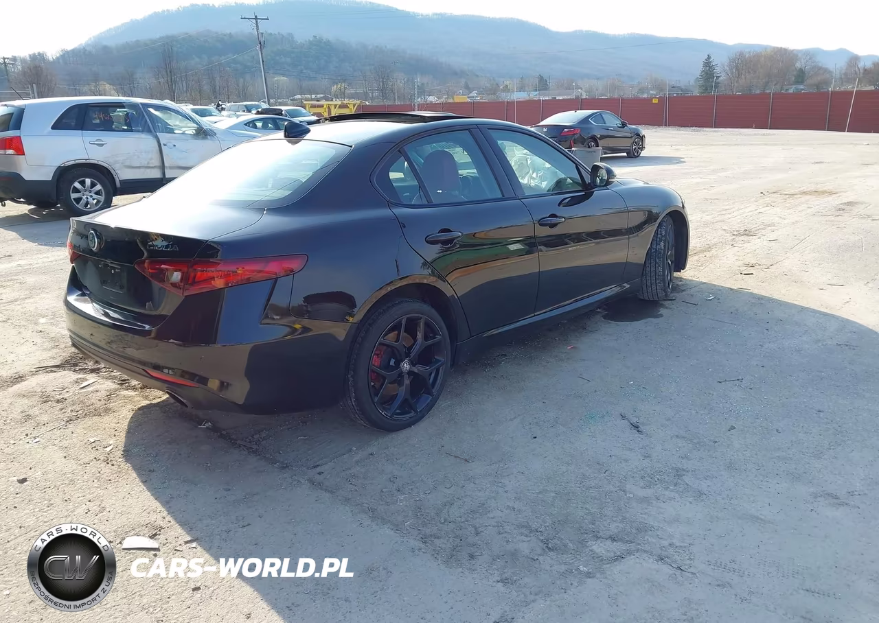 2021 Alfa Romeo Giulia Ti Awd VIN:ZARFANBN0M7648230 - 4