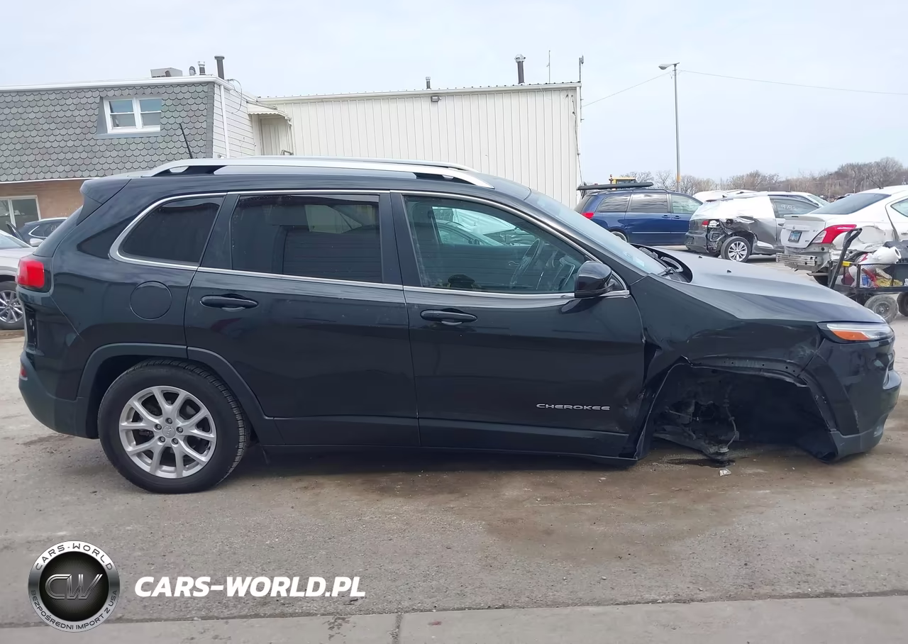 2016 Jeep Cherokee Latitude VIN:1C4PJLCB3GW351812 - 14