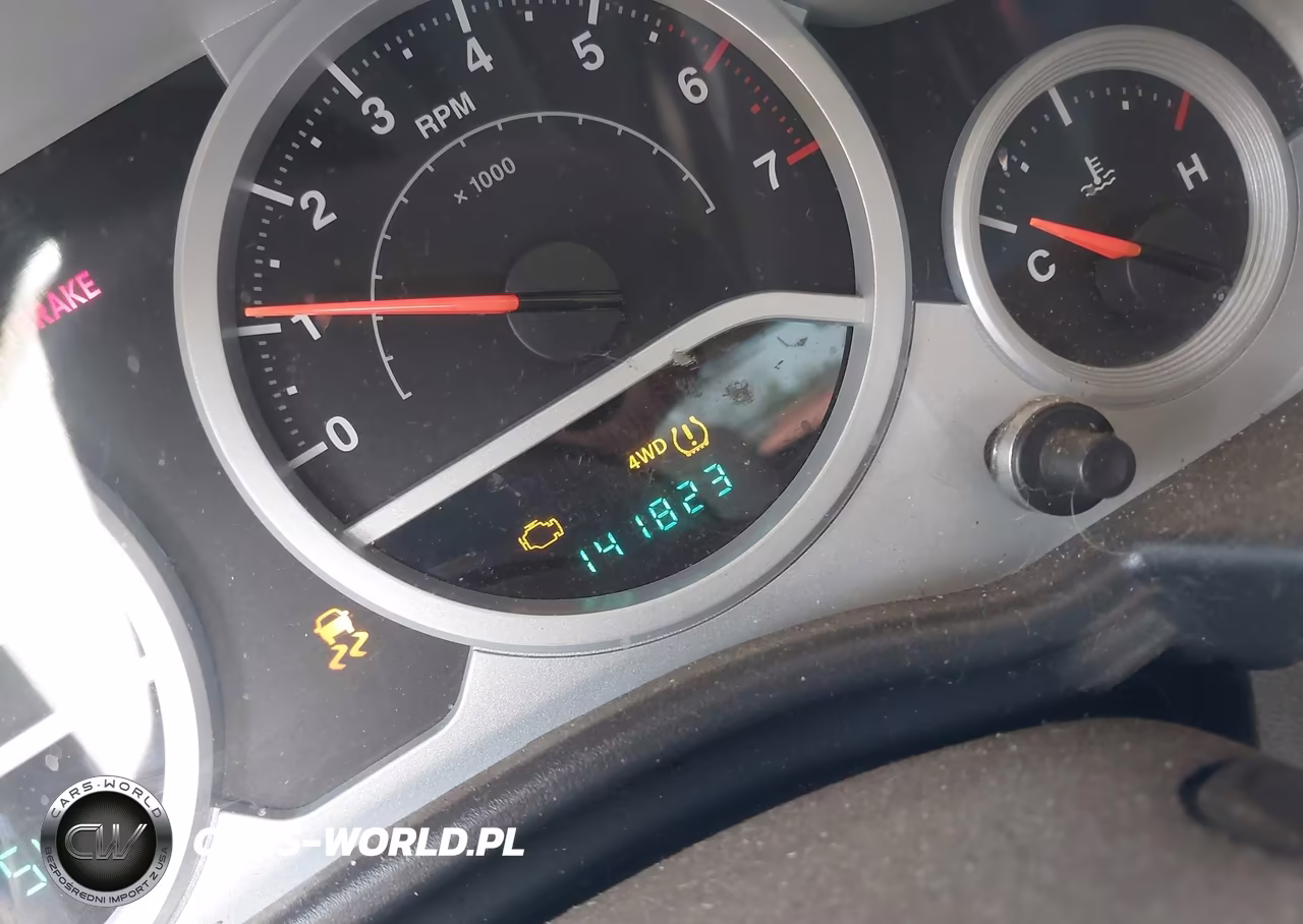 2008 Jeep Wrangler Unlimited Rubicon VIN:1J4GA69128L612148 - 15