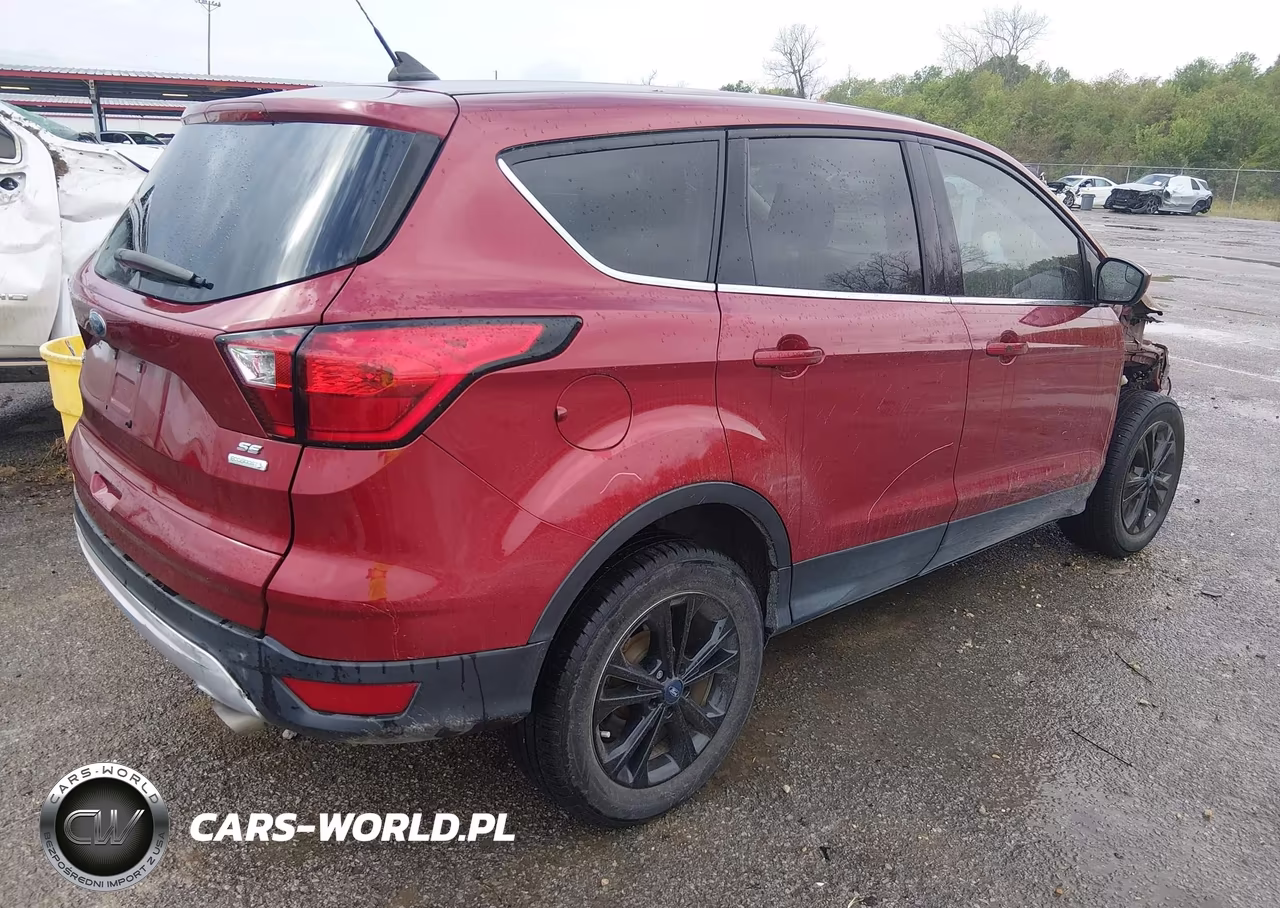 2019 Ford Escape Se VIN:1FMCU0GD4KUA99939 - 4
