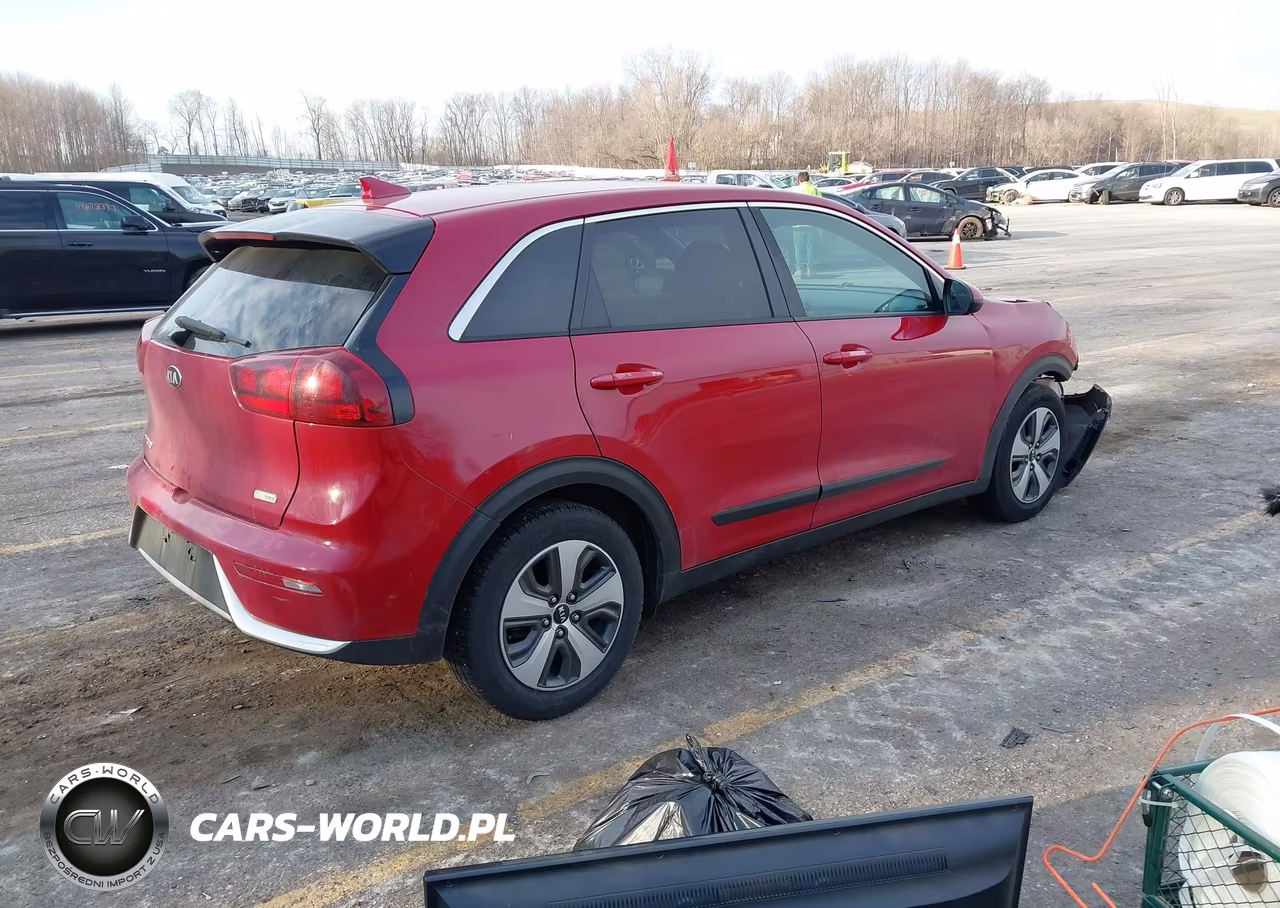 2017 Kia Niro Fe VIN:KNDCB3LC2H5062979 - 4