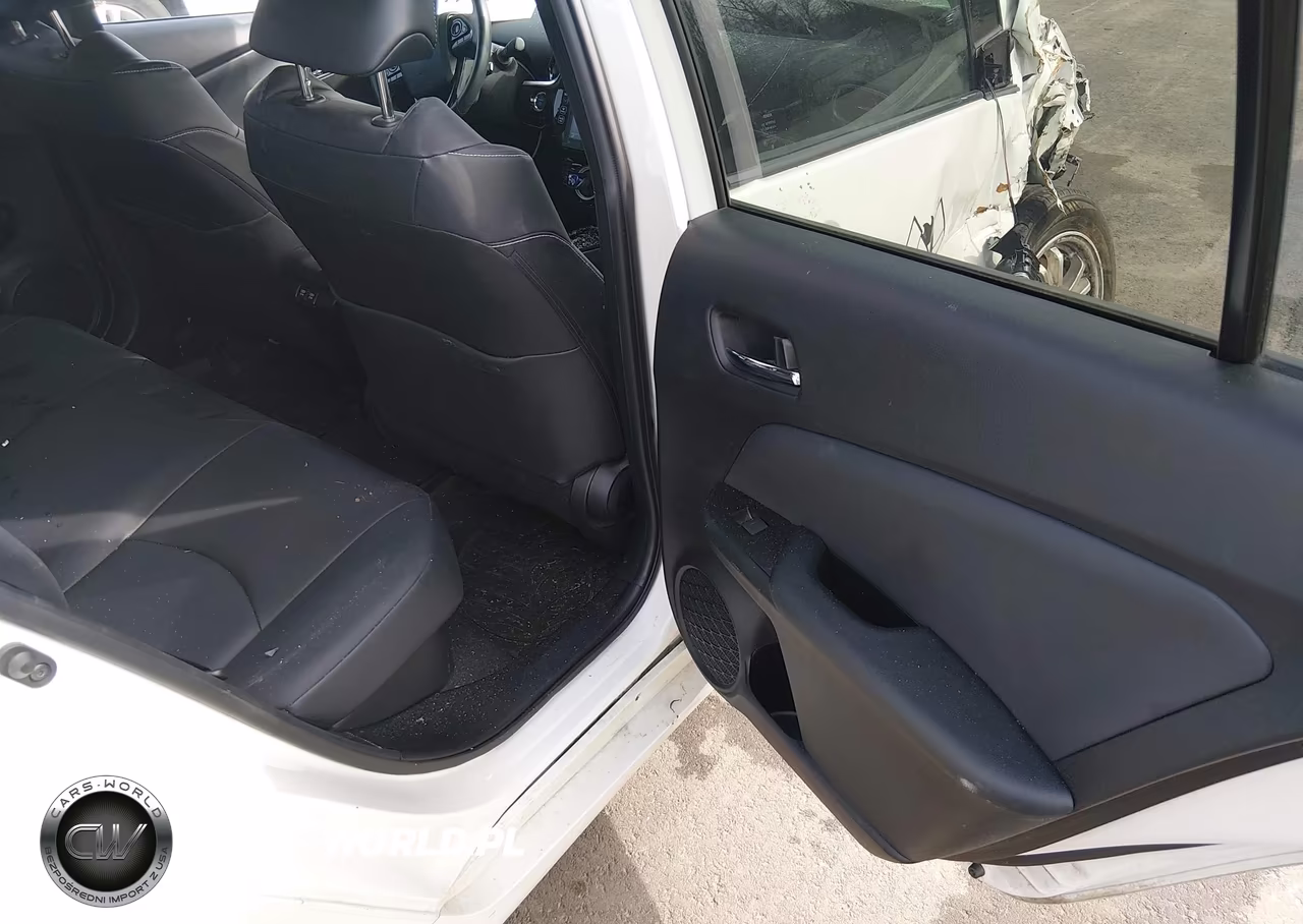2020 Toyota Prius Prime Xle VIN:JTDKARFP2L3125325 - 8
