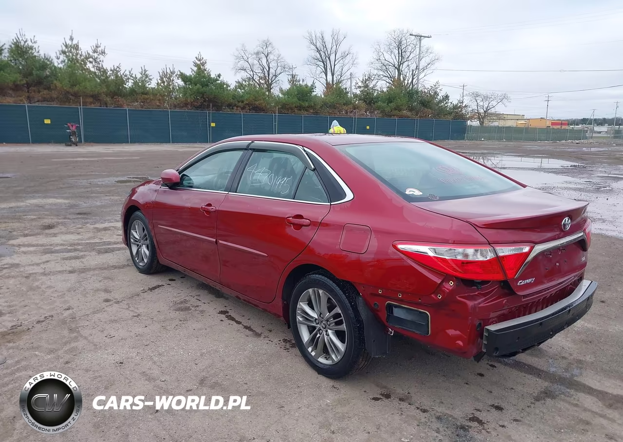 2016 Toyota Camry Se VIN:4T1BF1FK0GU523099 - 3