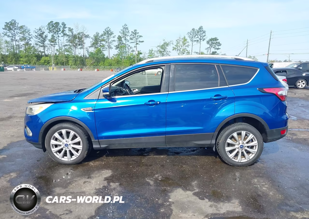 2018 Ford Escape Titanium VIN:1FMCU9J95JUD12274 - 13