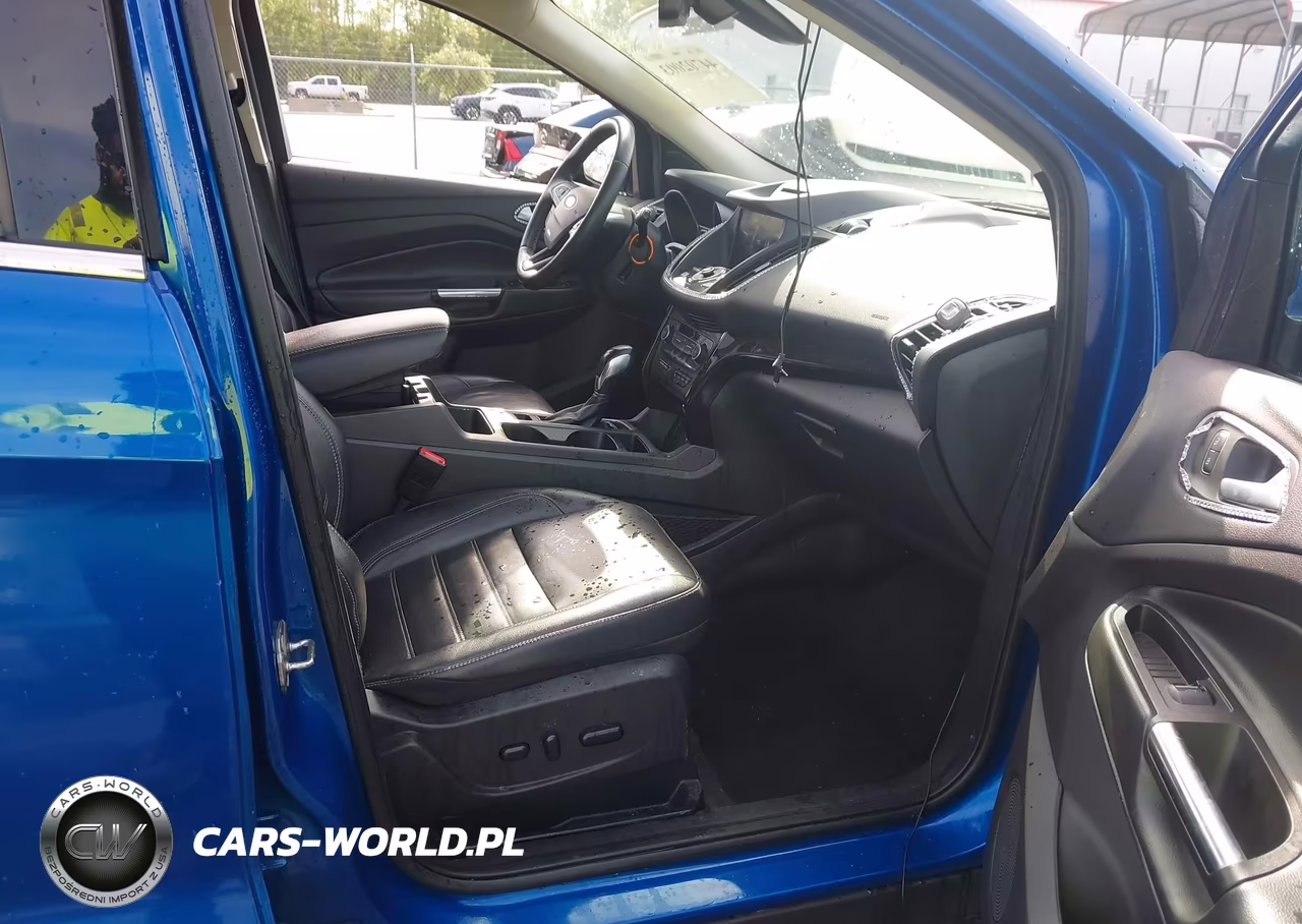 2018 Ford Escape Titanium VIN:1FMCU9J95JUD12274 - 5