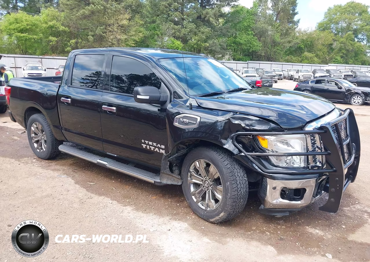 2017 Nissan Titan Sv