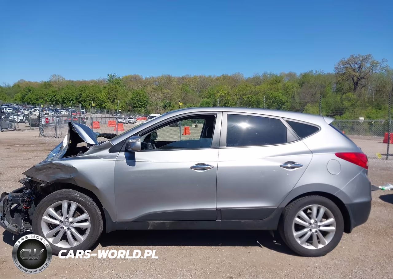 2011 Hyundai Tucson Limited VIN:KM8JU3AC7BU259949 - 14