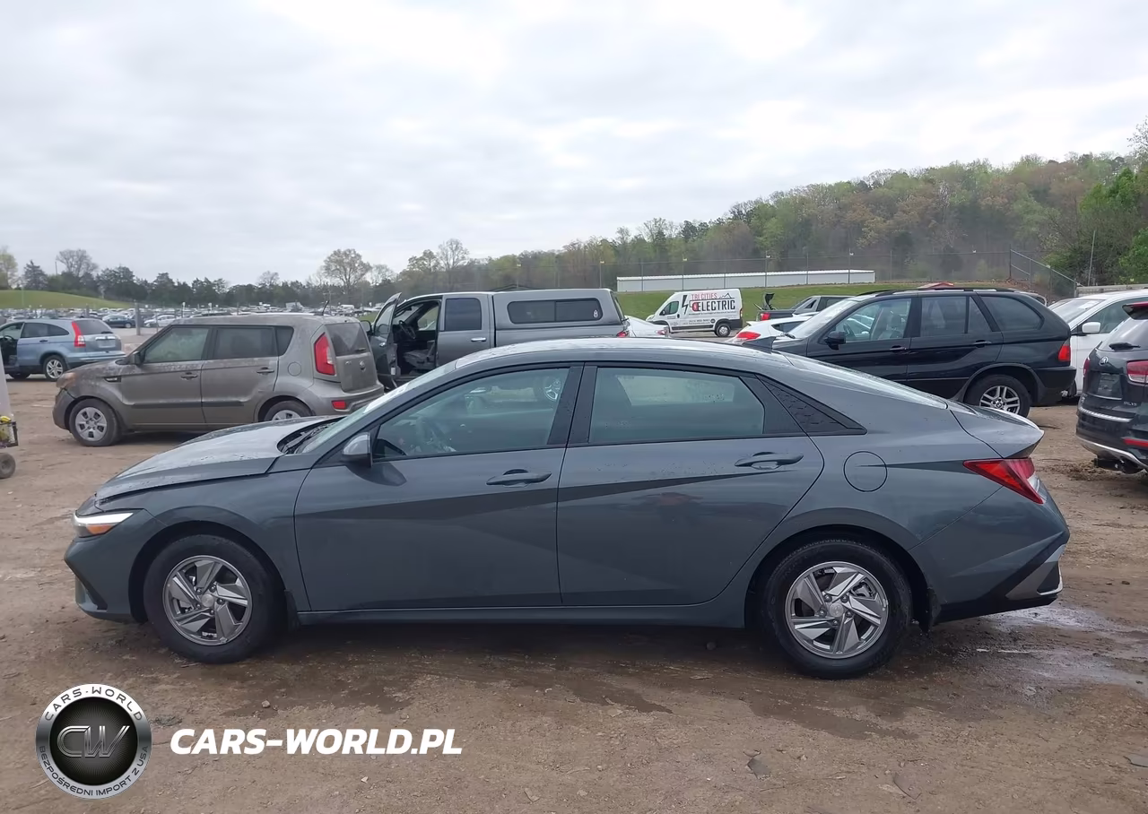 2026 Hyundai Elantra Se VIN:KMHLL4DG8TU135786 - 14