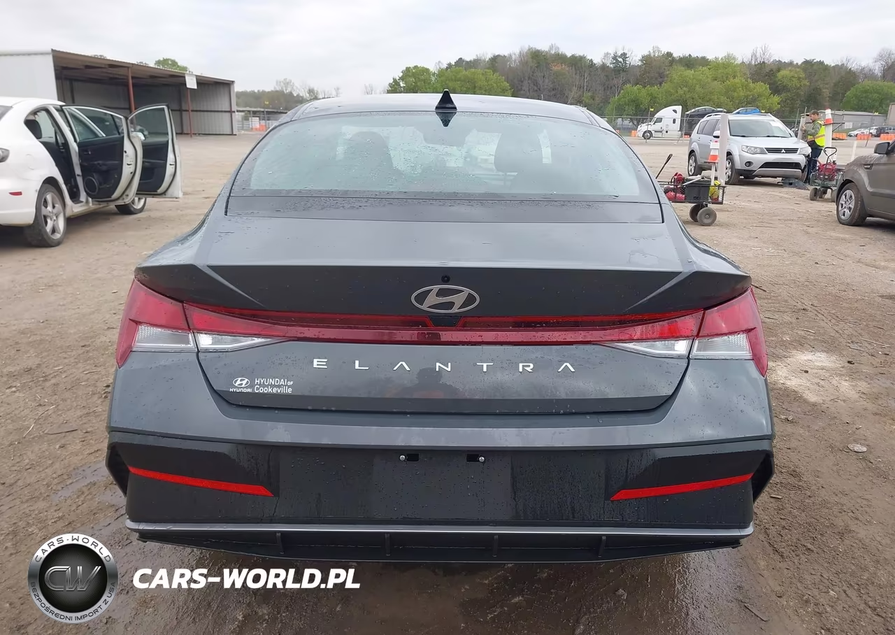 2026 Hyundai Elantra Se VIN:KMHLL4DG8TU135786 - 16