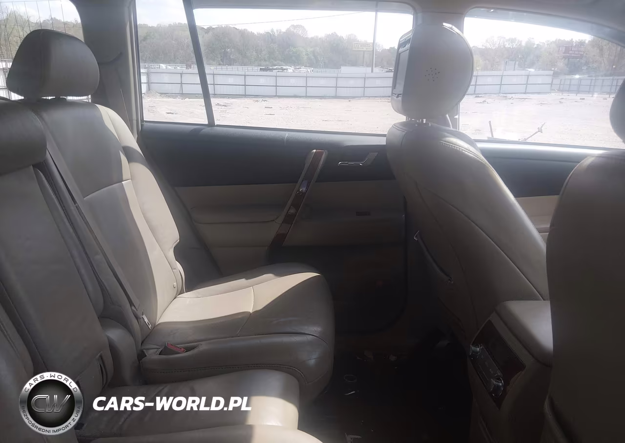 2011 Toyota Highlander Limited V6 VIN:5TDYK3EH3BS044166 - 8