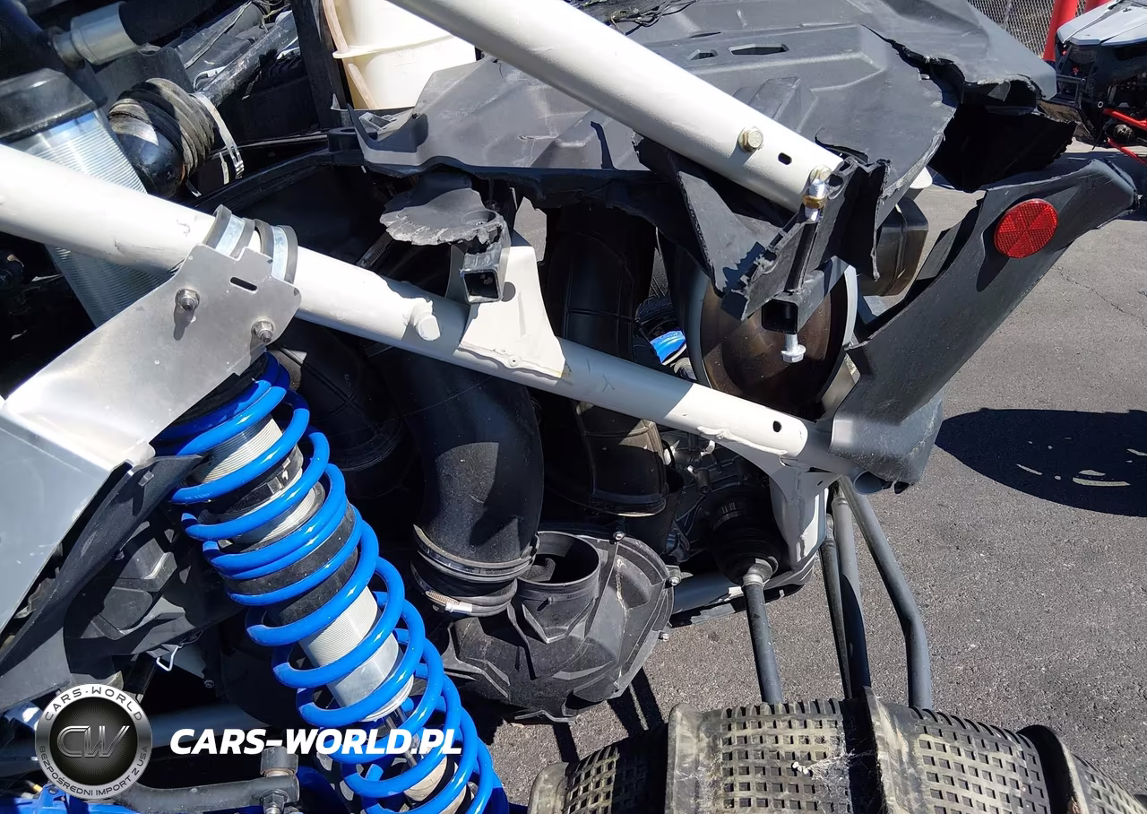 2022 Can-Am Maverick X3 X Rs Turbo Rr VIN:3JBVXAV26NE000412 - 9