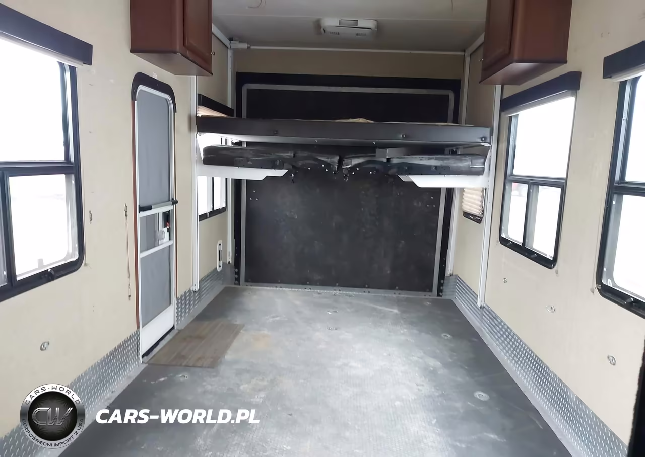 2014 5Th Wheel V3805 3 Sl VIN:47CFVTV30EC664304 - 8