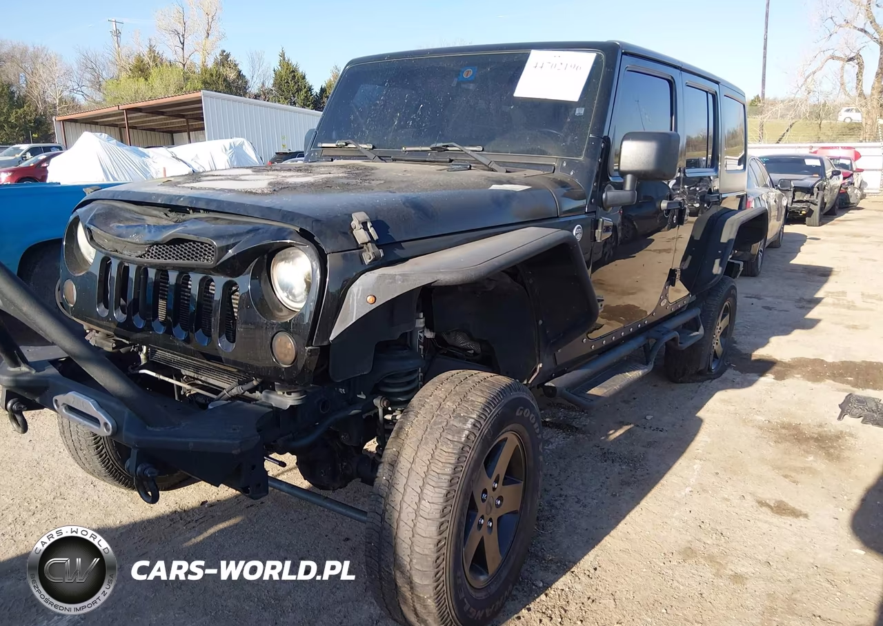 2014 Jeep Wrangler Unlimited Sport VIN:1C4BJWDG5EL156458 - 2