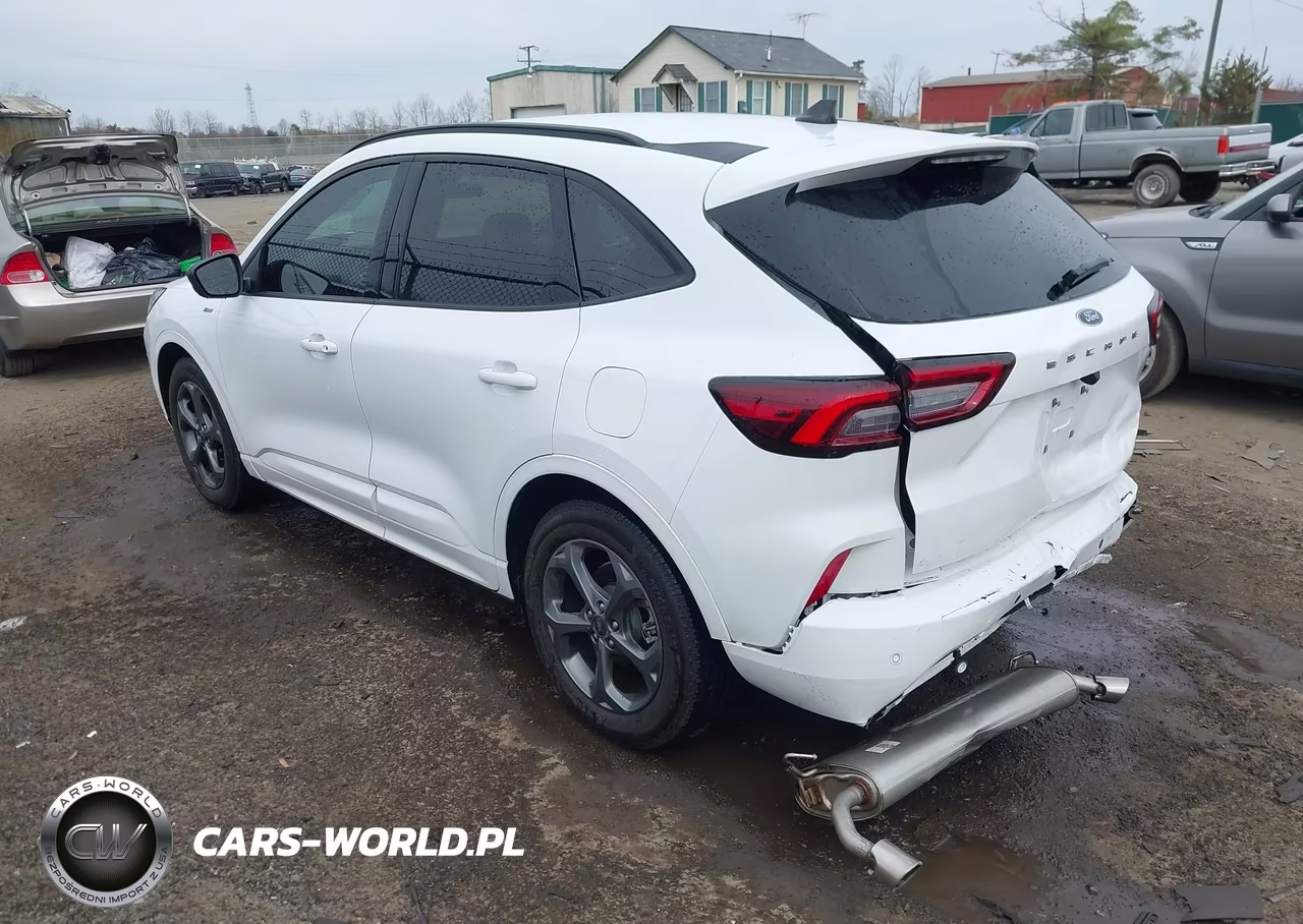 2023 Ford Escape St-Line VIN:1FMCU0MN9PUA52359 - 3