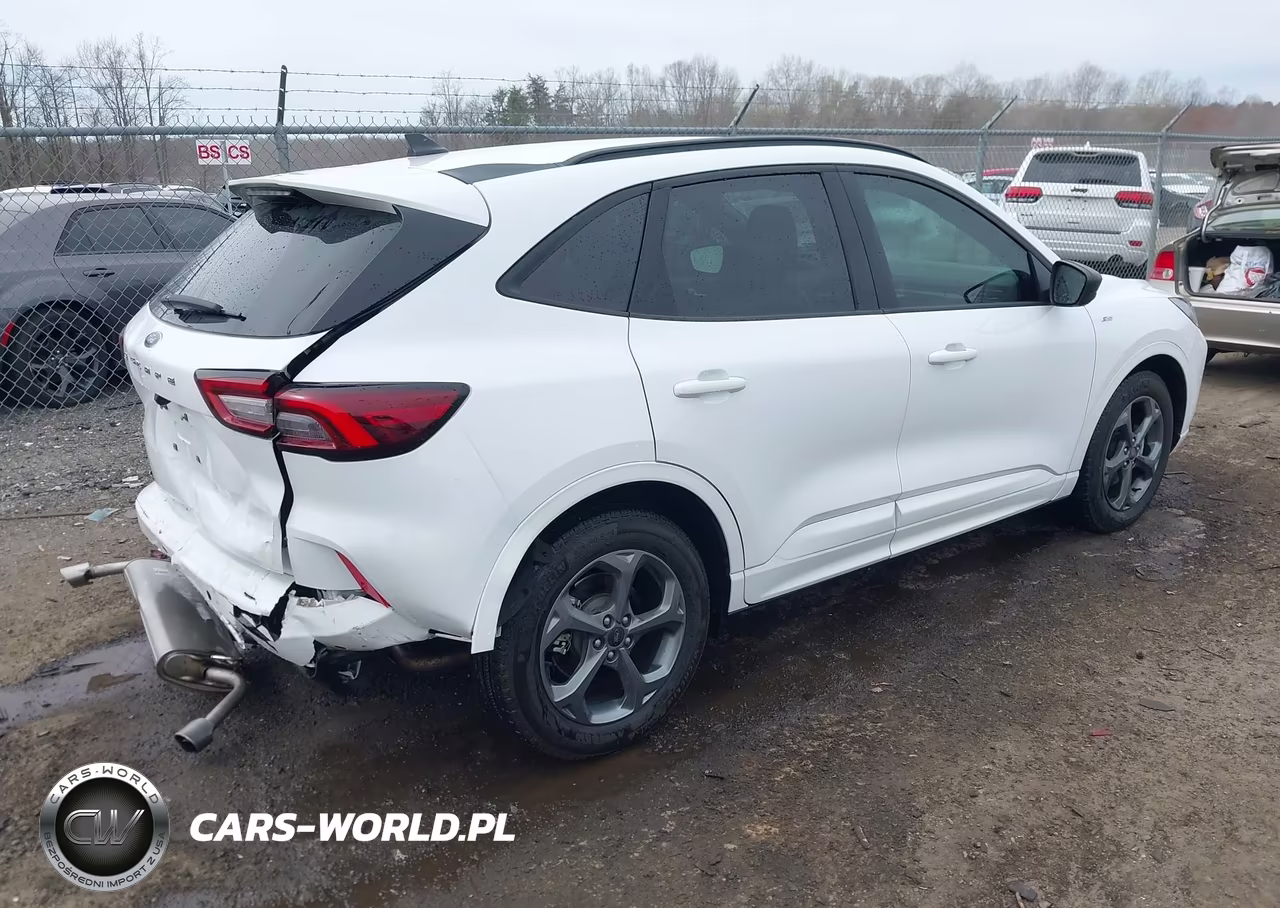 2023 Ford Escape St-Line VIN:1FMCU0MN9PUA52359 - 4