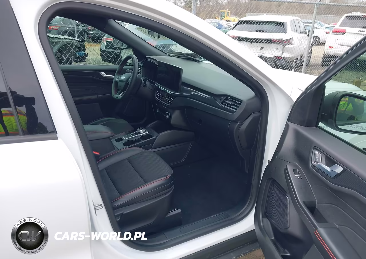 2023 Ford Escape St-Line VIN:1FMCU0MN9PUA52359 - 5