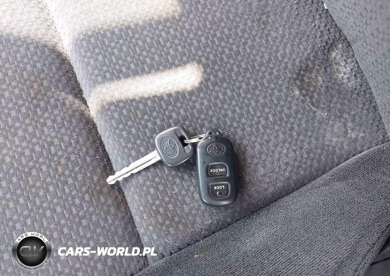 2004 Toyota Corolla S VIN:2T1BR32E04C313702 - 11
