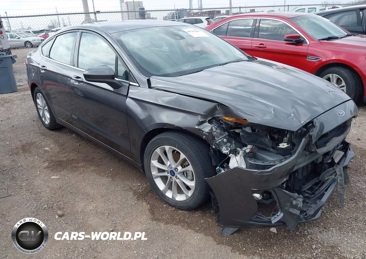 2020 Ford Fusion Se