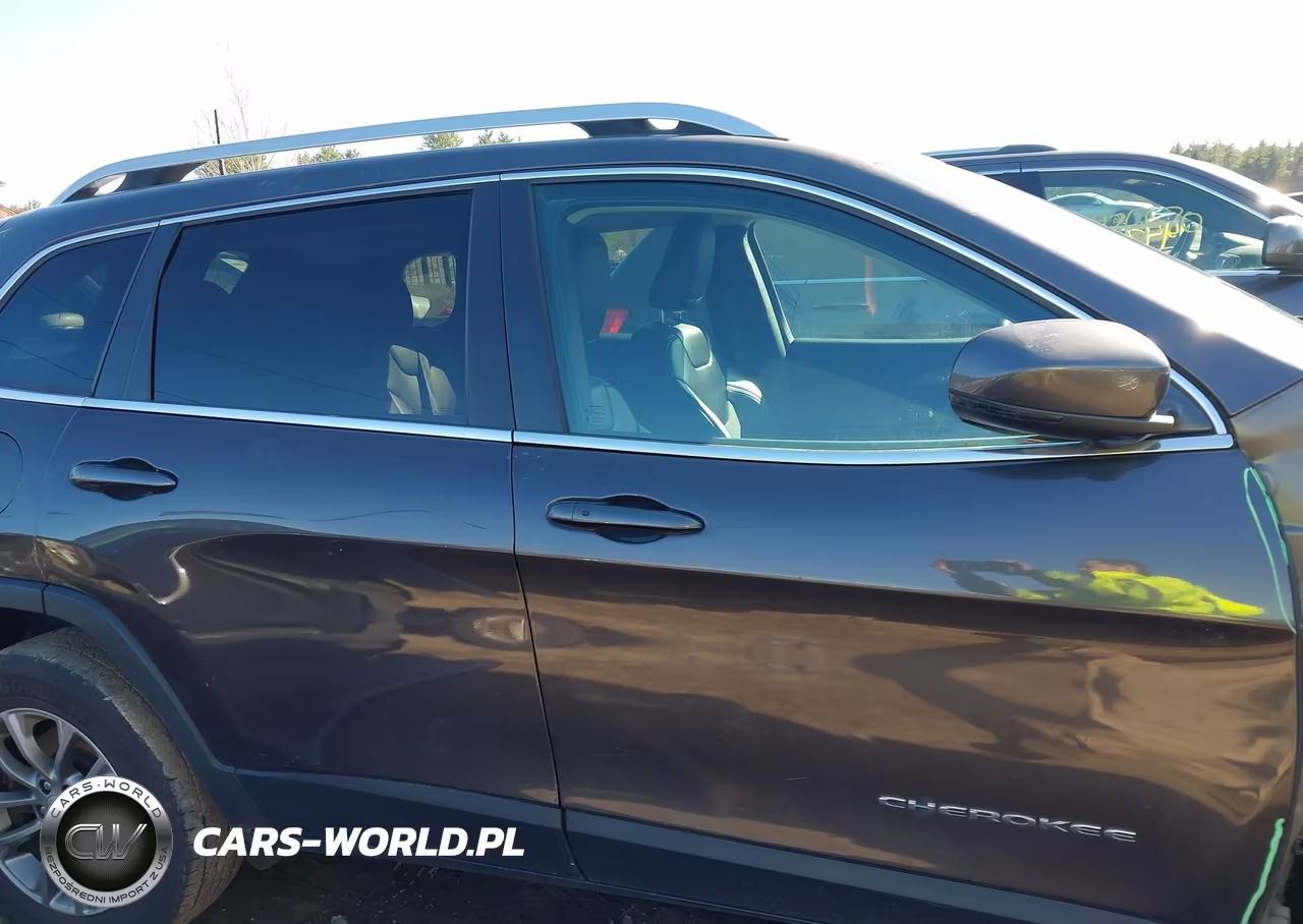 2019 Jeep Cherokee Latitude Plus 4X4 VIN:1C4PJMLX9KD391267 - 14