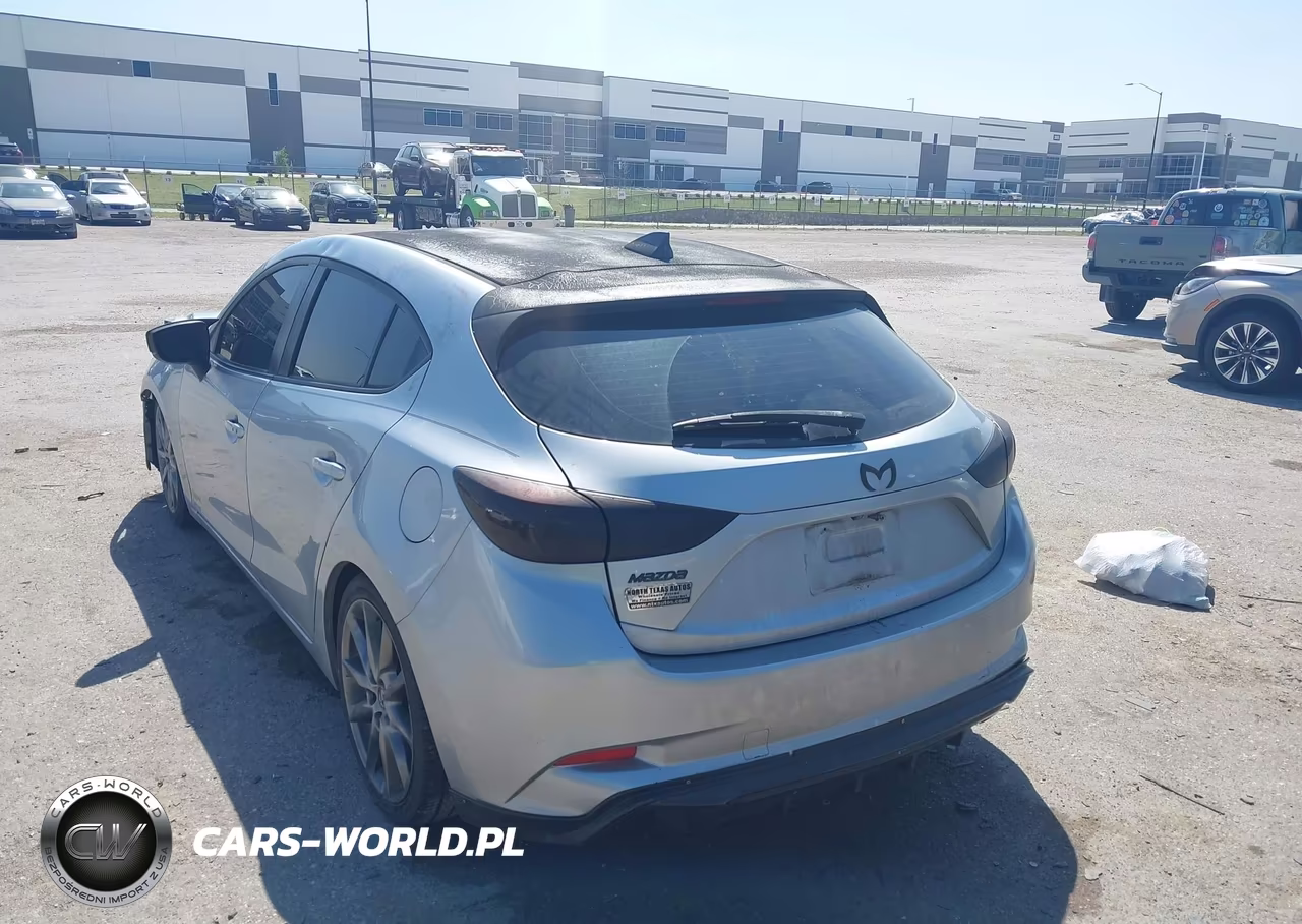 2018 Mazda Mazda3 Touring VIN:3MZBN1L38JM267839 - 3