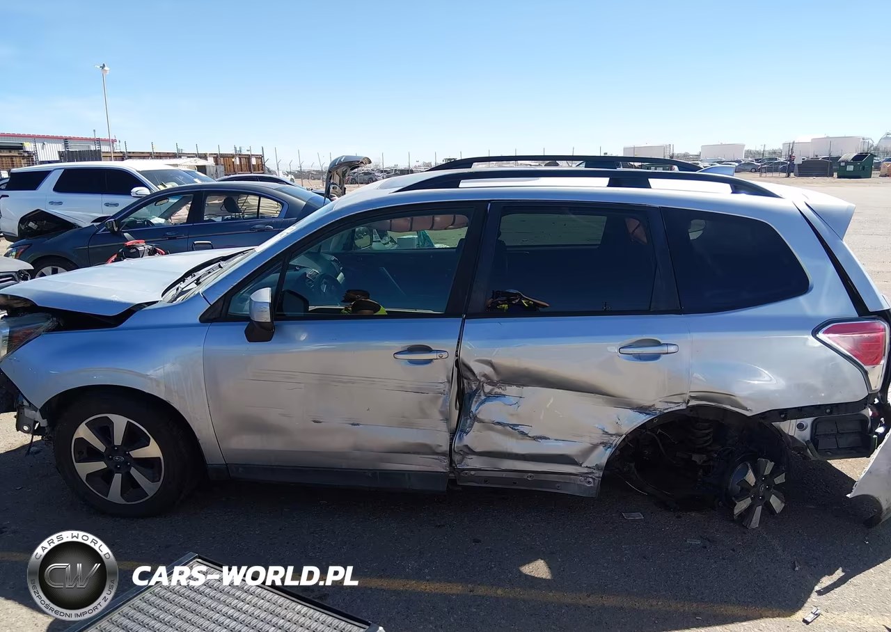 2017 Subaru Forester 2.5I Premium VIN:JF2SJAGC6HH577304 - 15