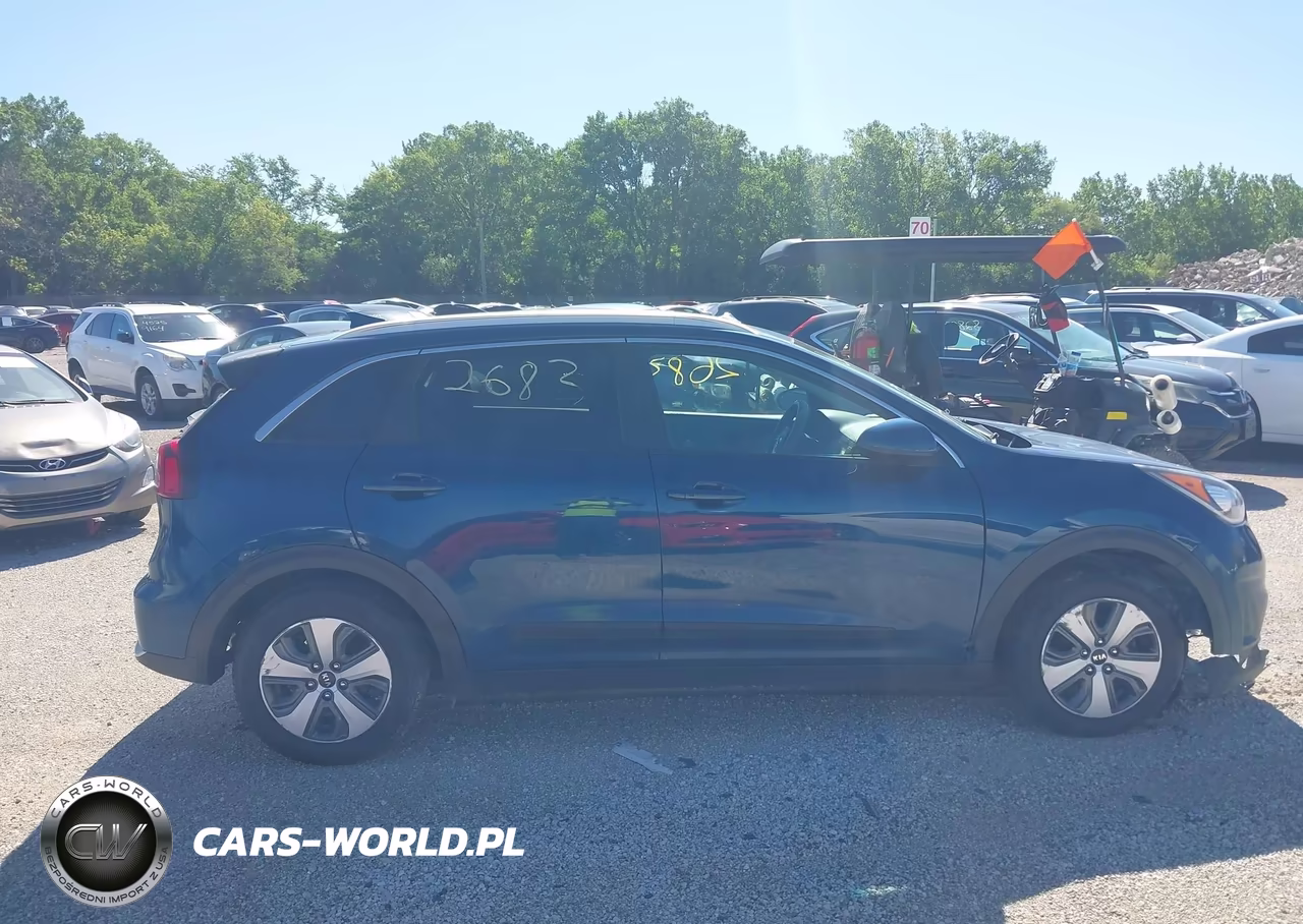 2018 Kia Niro Lx VIN:KNDCB3LC0J5210018 - 14