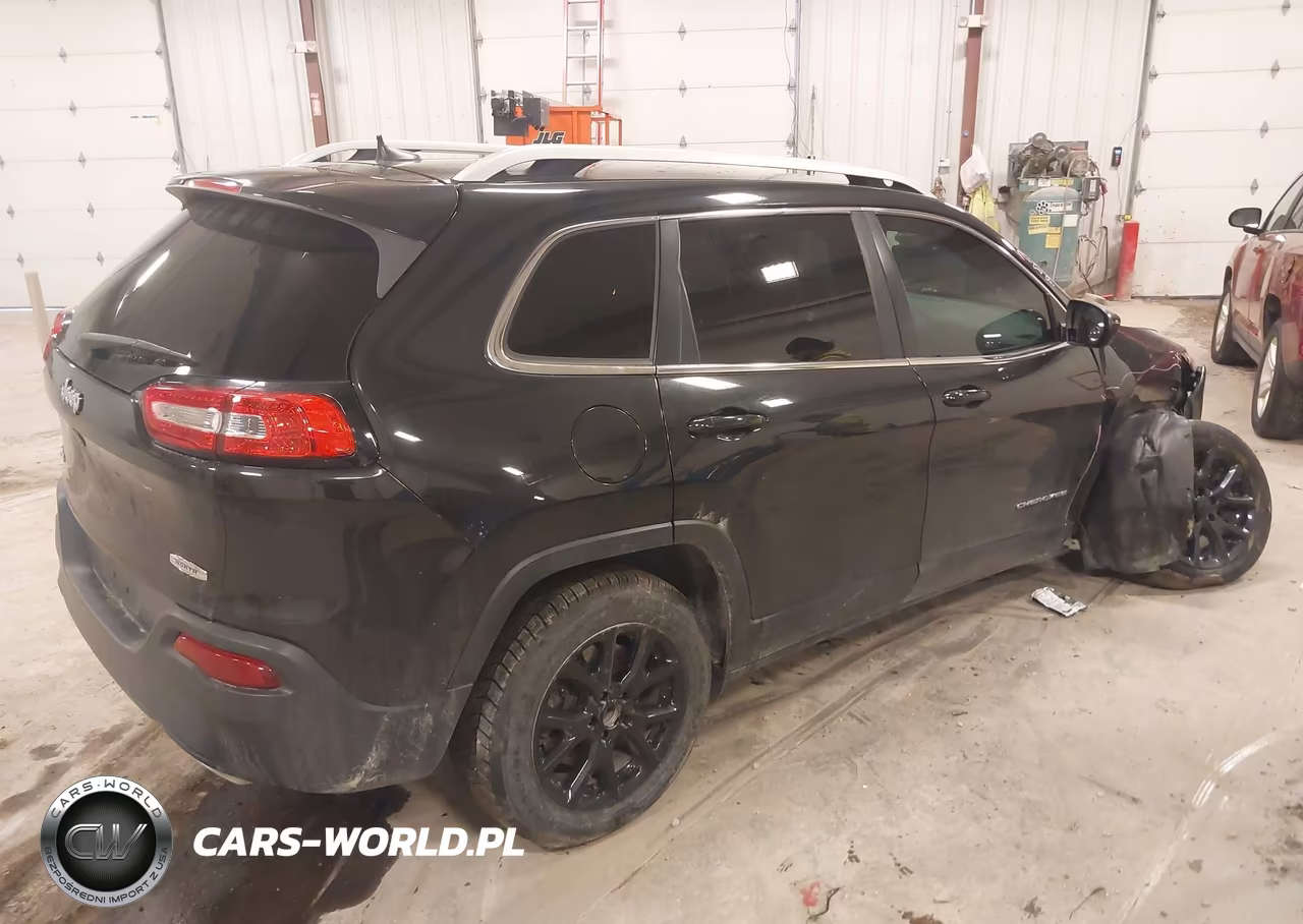 2016 Jeep Cherokee North VIN:1C4PJMCS4GW284496 - 4