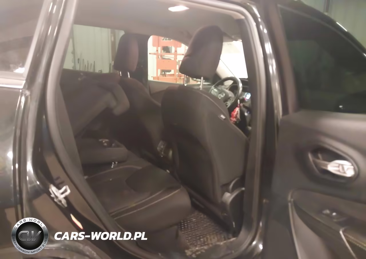 2016 Jeep Cherokee North VIN:1C4PJMCS4GW284496 - 8