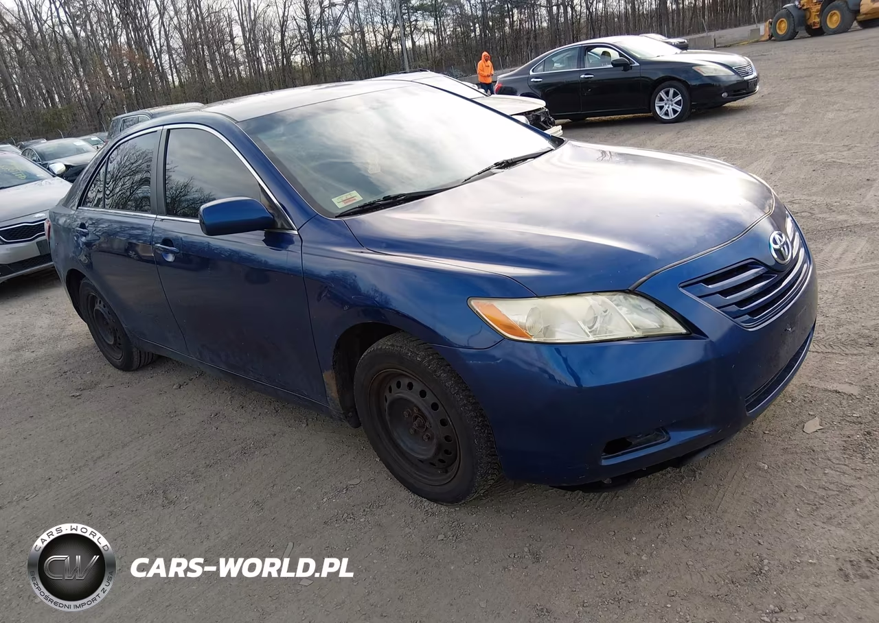 2009 Toyota Camry Le – zdjęcie 1 z 11
