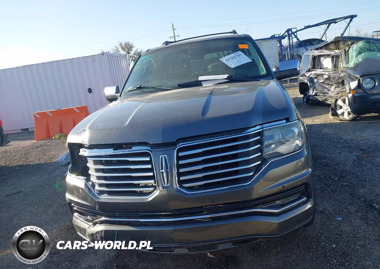 2015 Lincoln Navigator VIN:5LMJJ2HT8FEJ07748 - 13