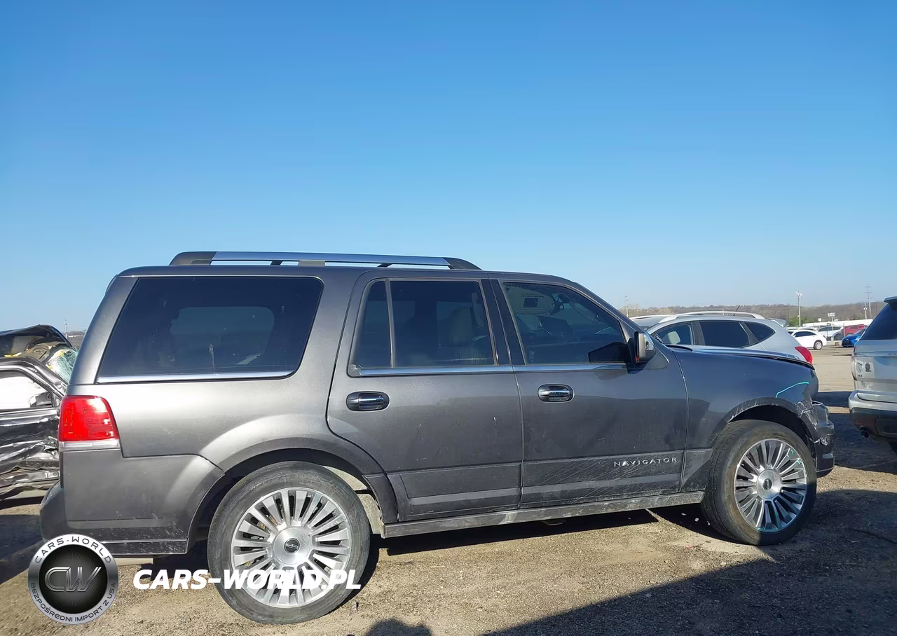 2015 Lincoln Navigator VIN:5LMJJ2HT8FEJ07748 - 14