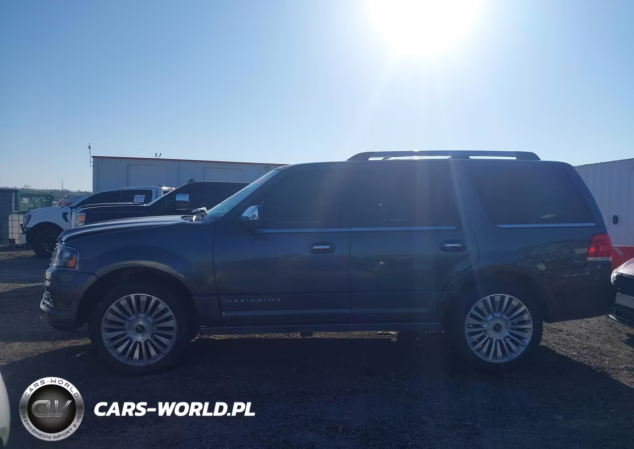2015 Lincoln Navigator VIN:5LMJJ2HT8FEJ07748 - 15