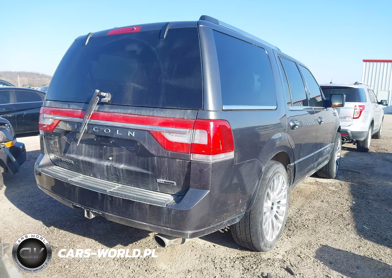 2015 Lincoln Navigator VIN:5LMJJ2HT8FEJ07748 - 4
