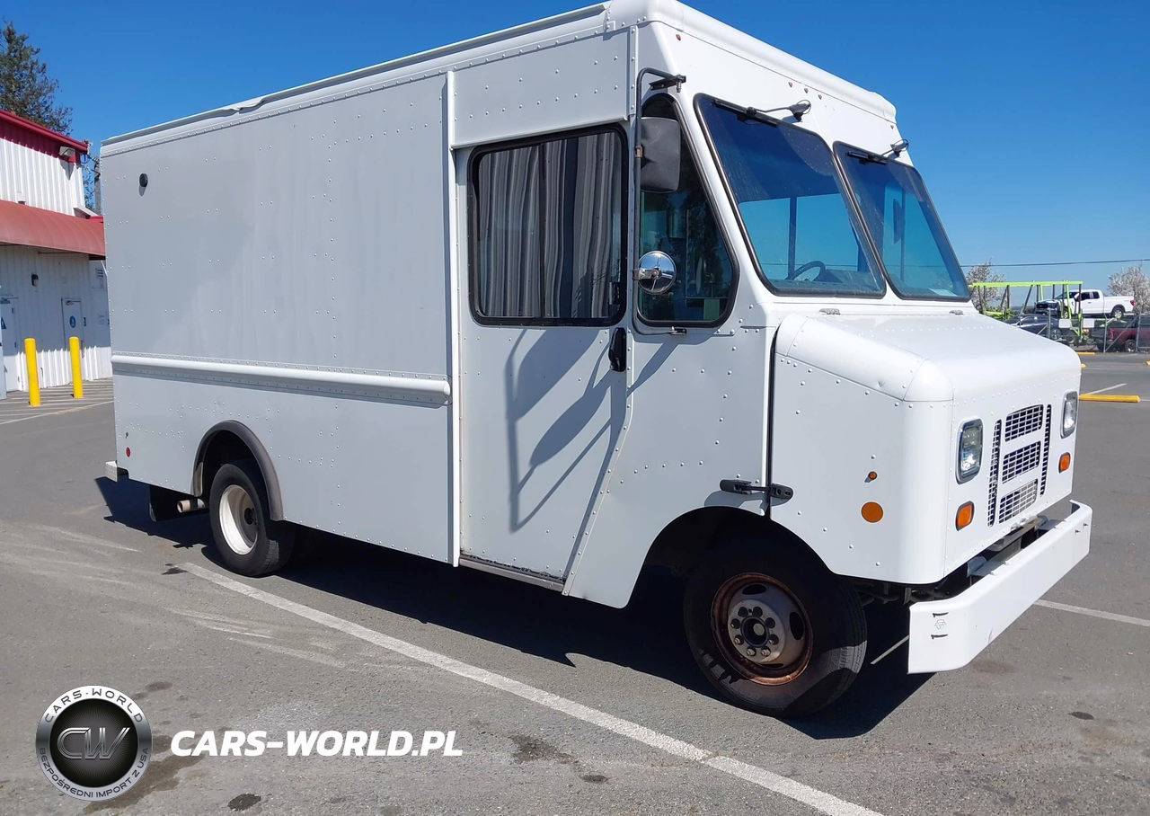 2014 Ford E-350 Stripped