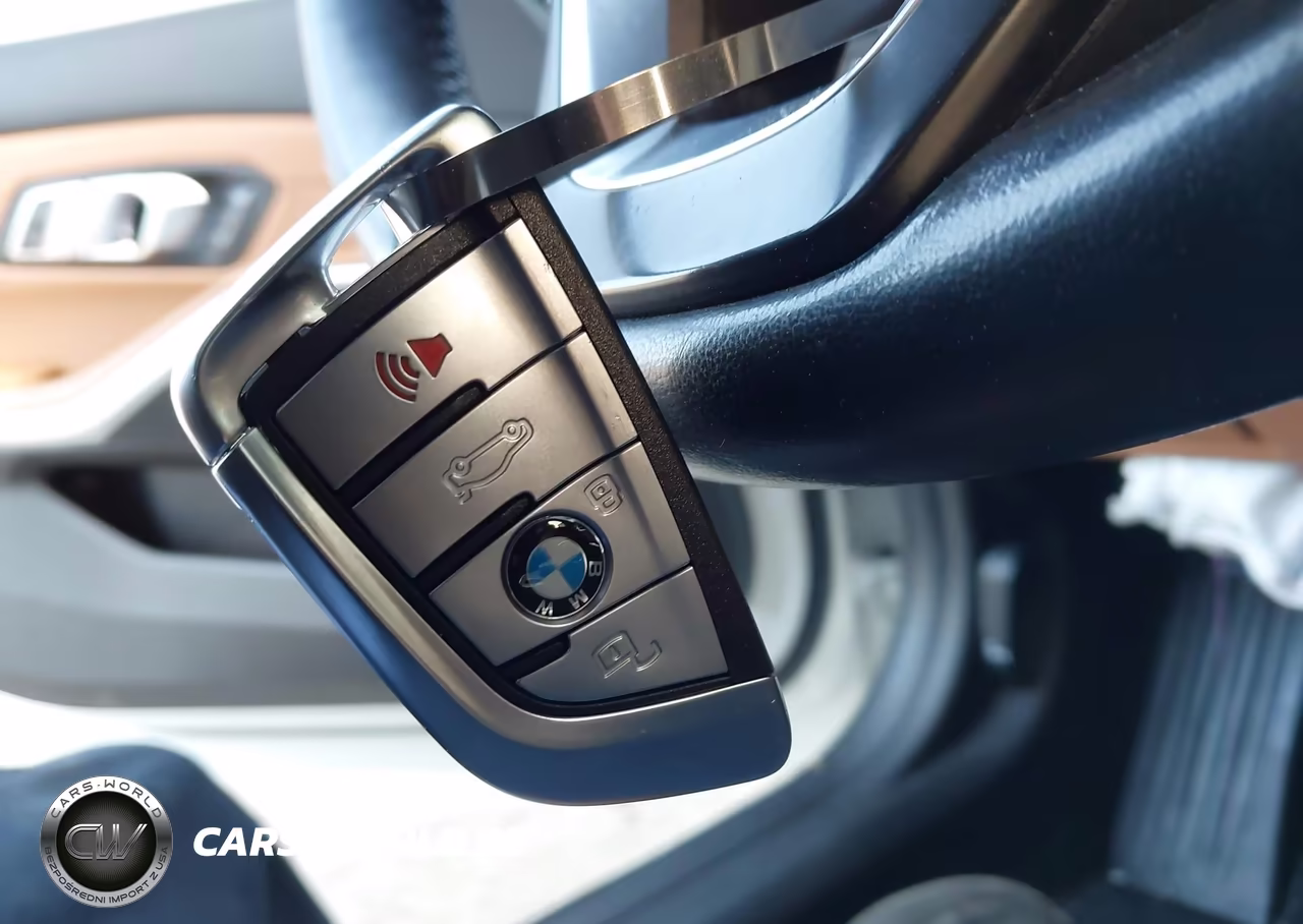 2021 BMW 330I VIN:3MW5R1J00M8C11871 - 11