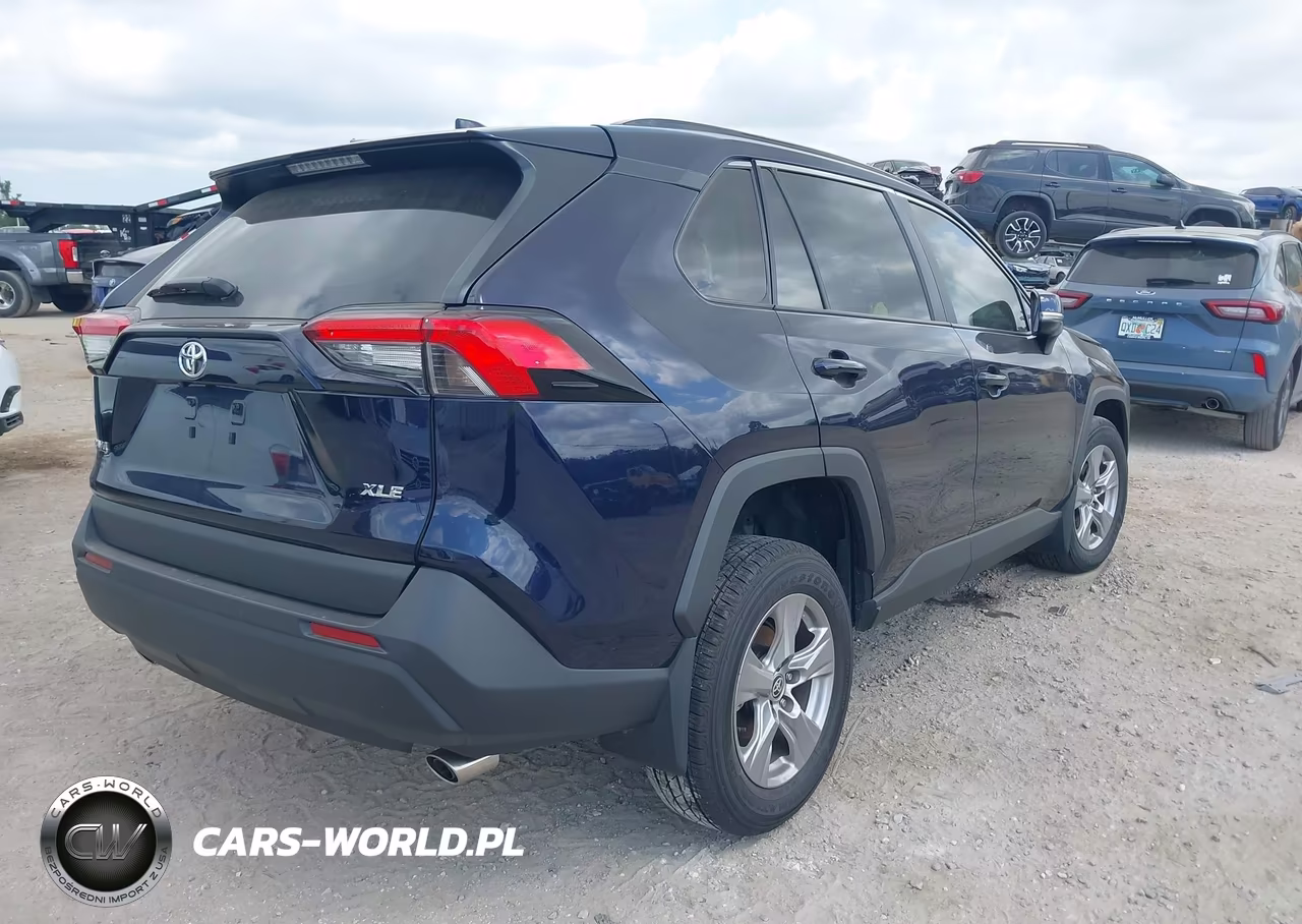 2025 Toyota Rav4 Xle VIN:2T3W1RFV1SW405748 - 4