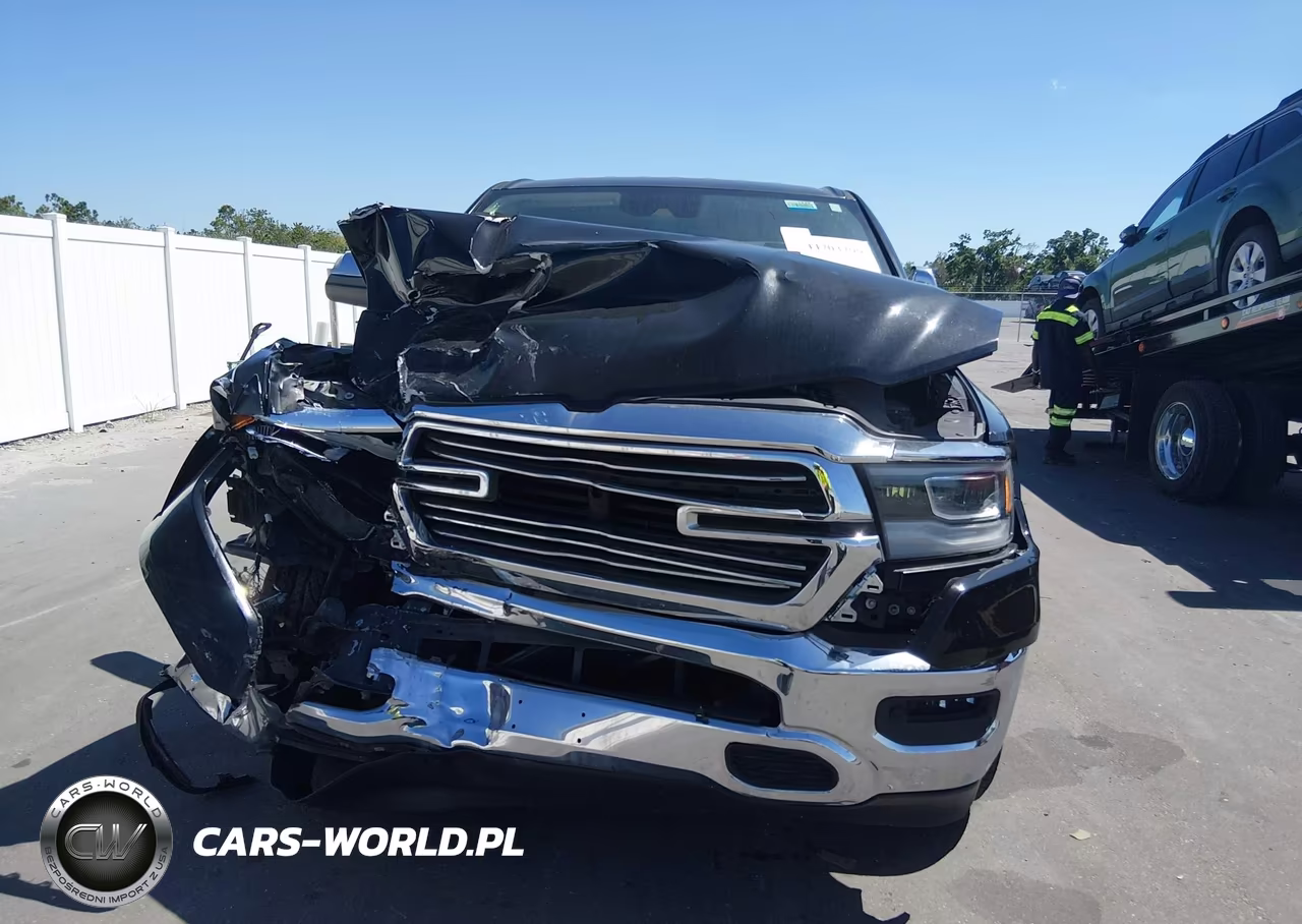 2019 Ram 1500 Laramie 4X2 5'7 Box VIN:1C6RREJT4KN615862 - 12