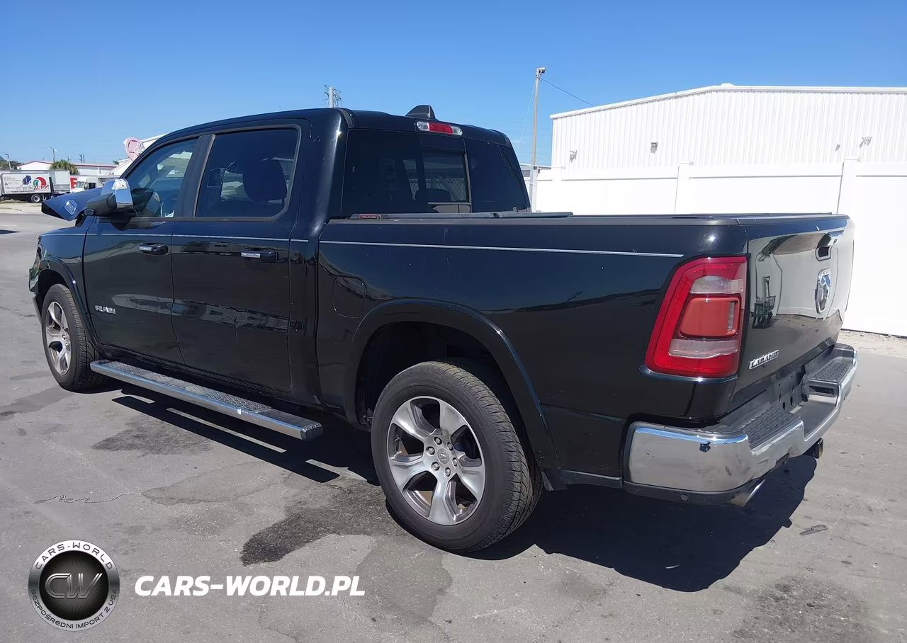 2019 Ram 1500 Laramie 4X2 5'7 Box VIN:1C6RREJT4KN615862 - 3