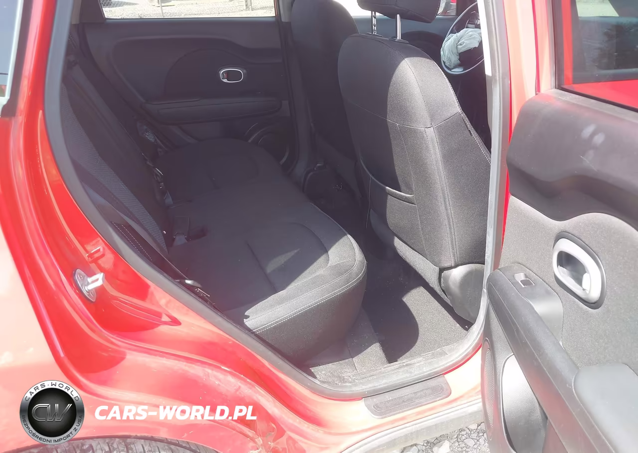 2019 Kia Soul + VIN:KNDJP3A50K7663655 - 8