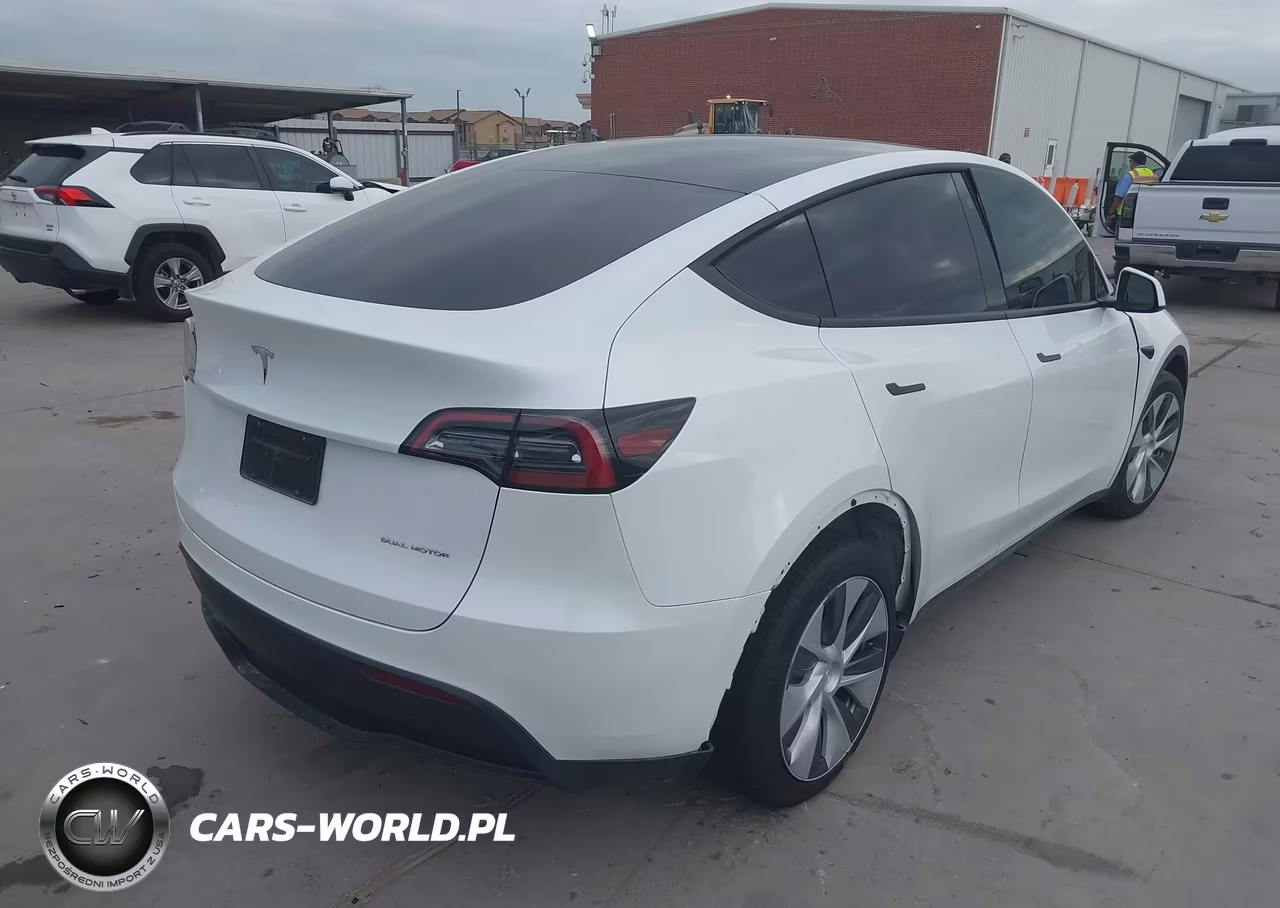 2023 Tesla Model Y Awd-Long Range Dual Motor All-Wheel Drive VIN:7SAYGDEE1PF780633 - 4