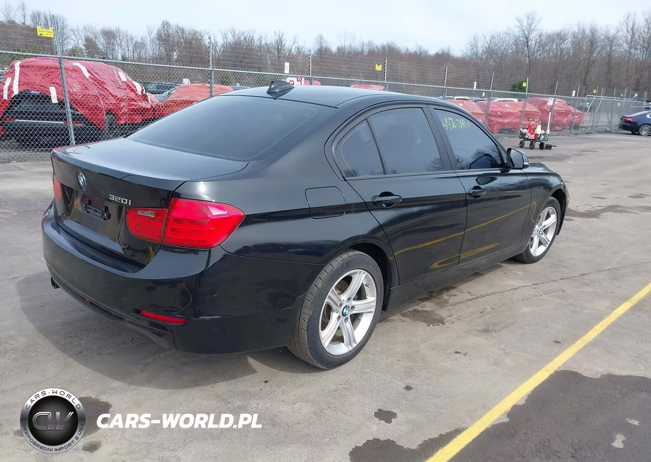 2014 BMW 320I VIN:WBA3B1C5XEK132938 - 4