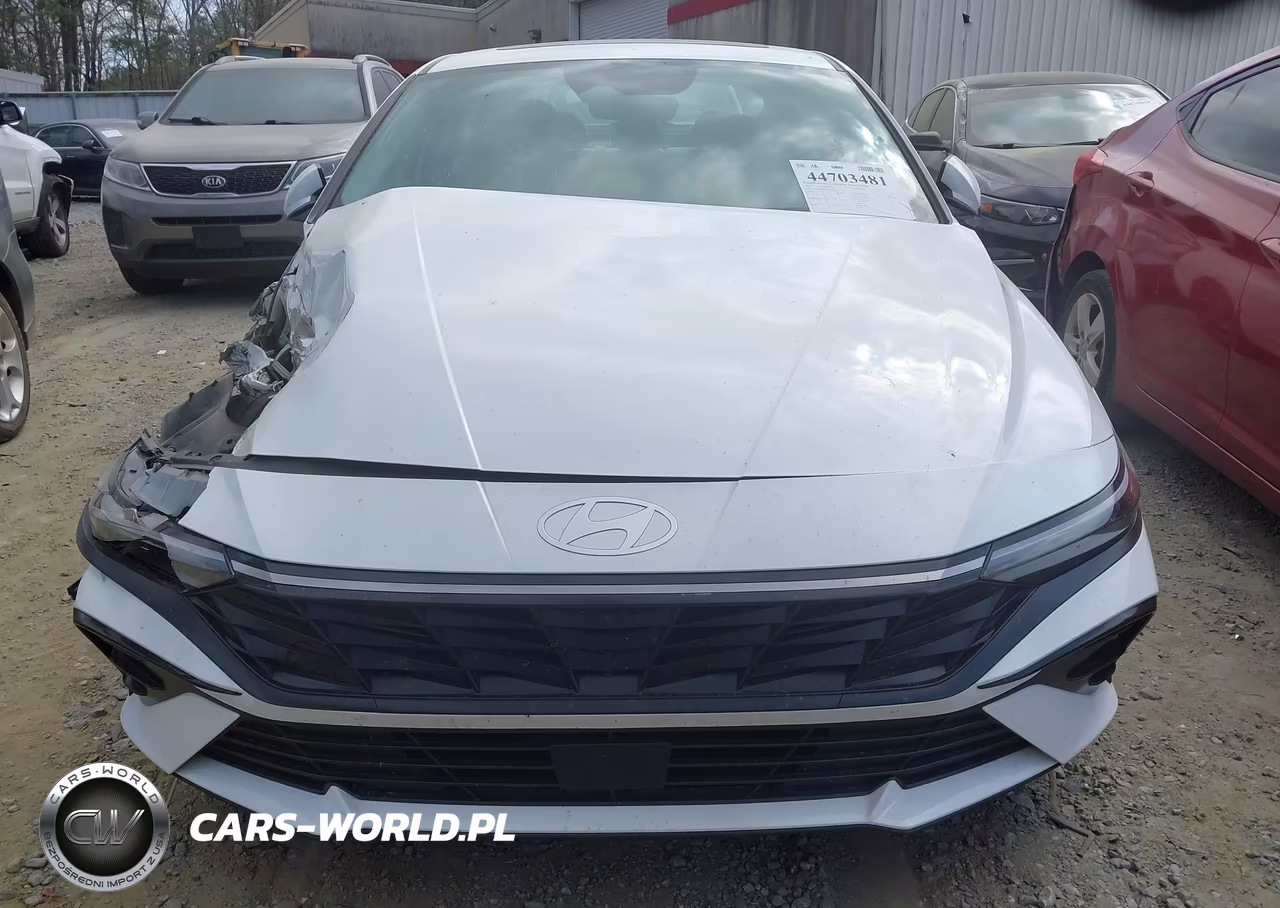2025 Hyundai Elantra Limited VIN:KMHLP4DG3SU888810 - 13