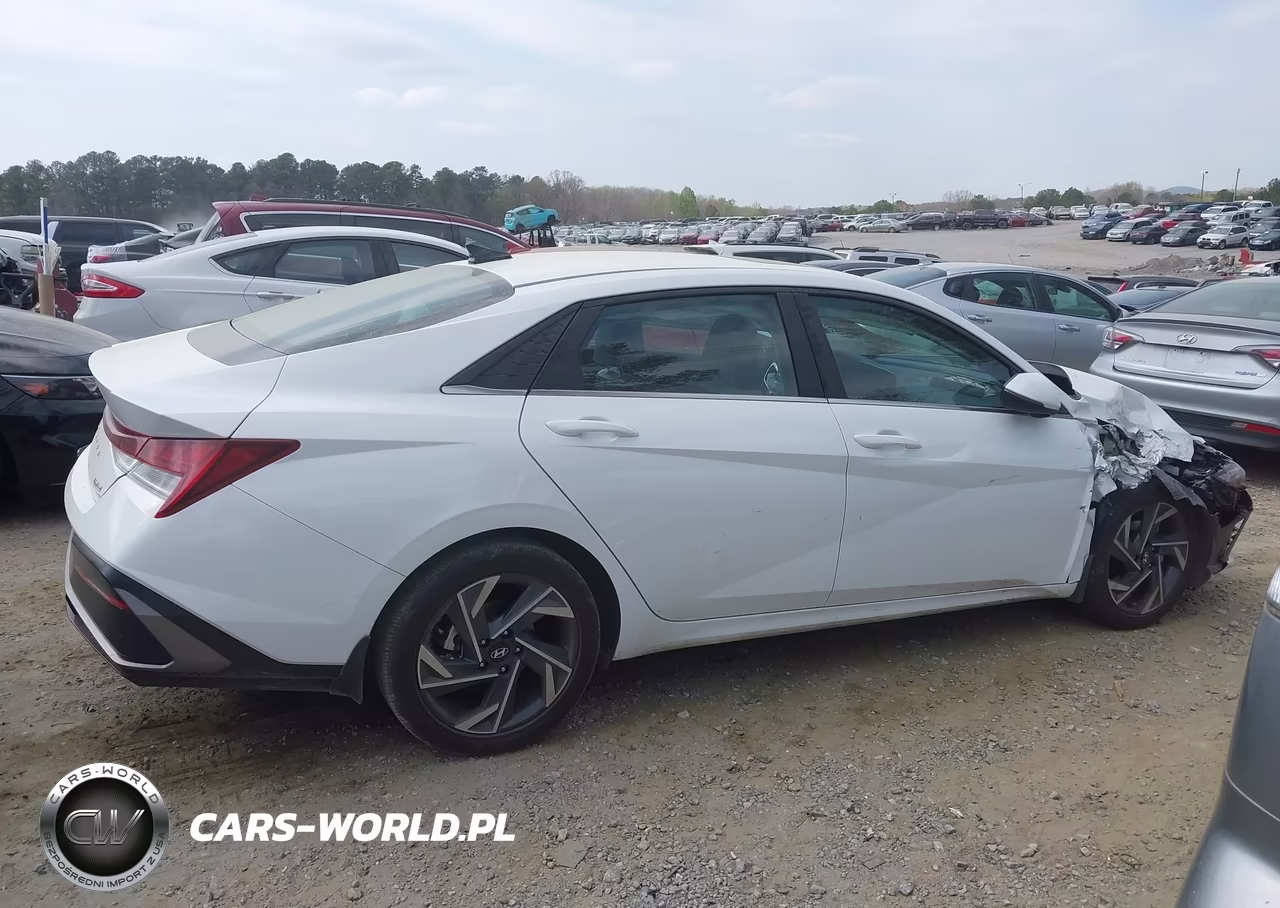 2025 Hyundai Elantra Limited VIN:KMHLP4DG3SU888810 - 14