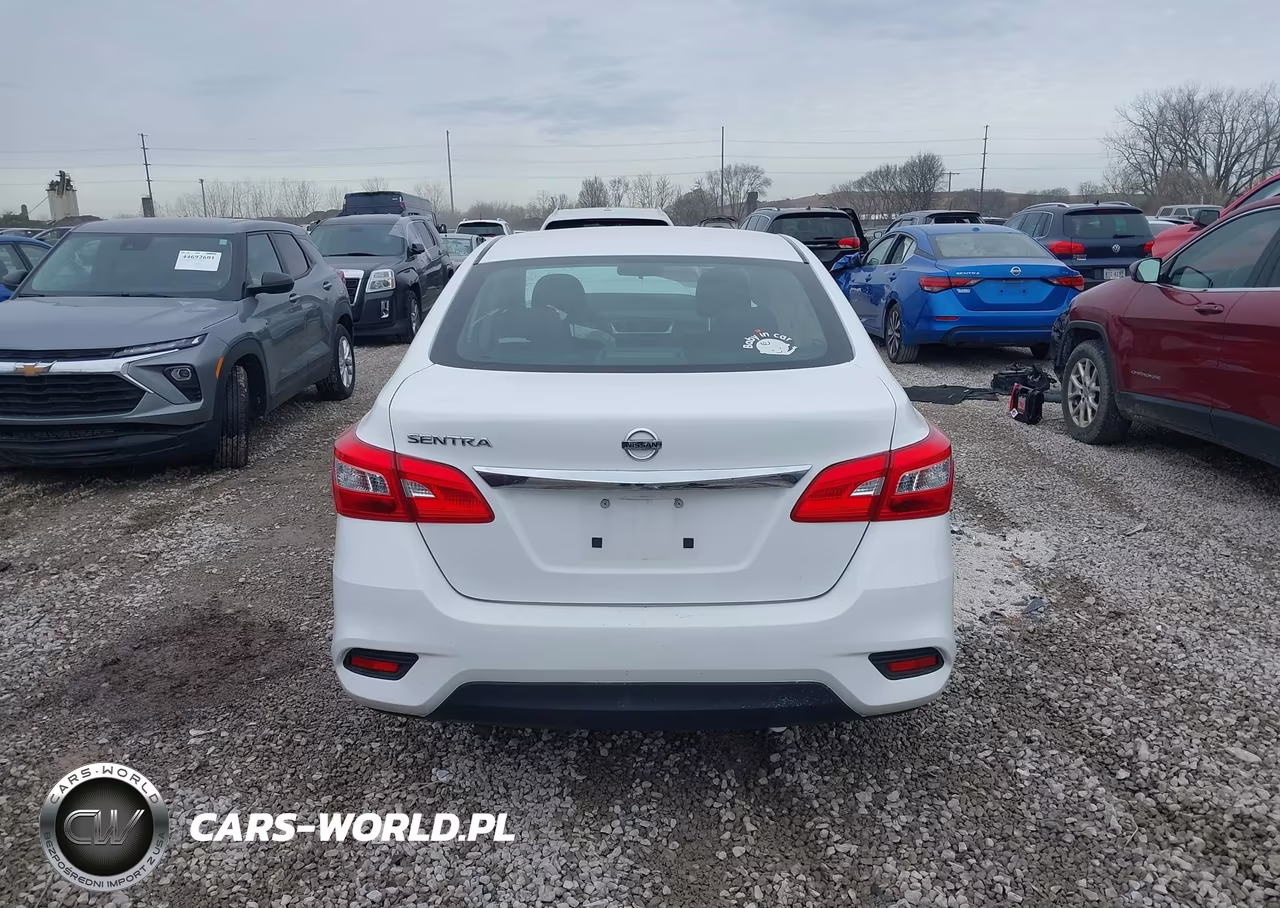 2017 Nissan Sentra S VIN:3N1AB7AP3HY383892 - 17