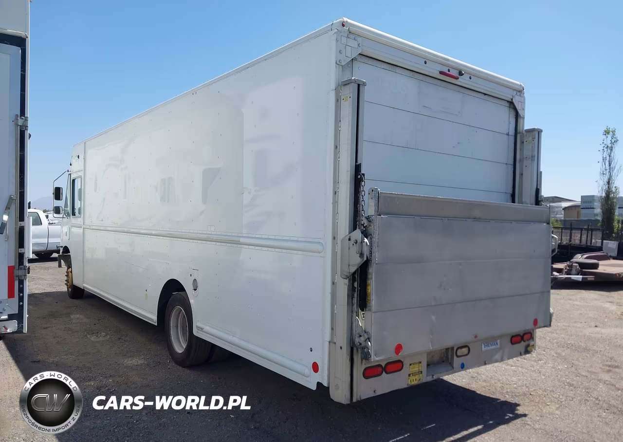 2013 Freightliner Chassis M Line Walk-In Van VIN:4UZAC3DV9DCFF6891 - 3