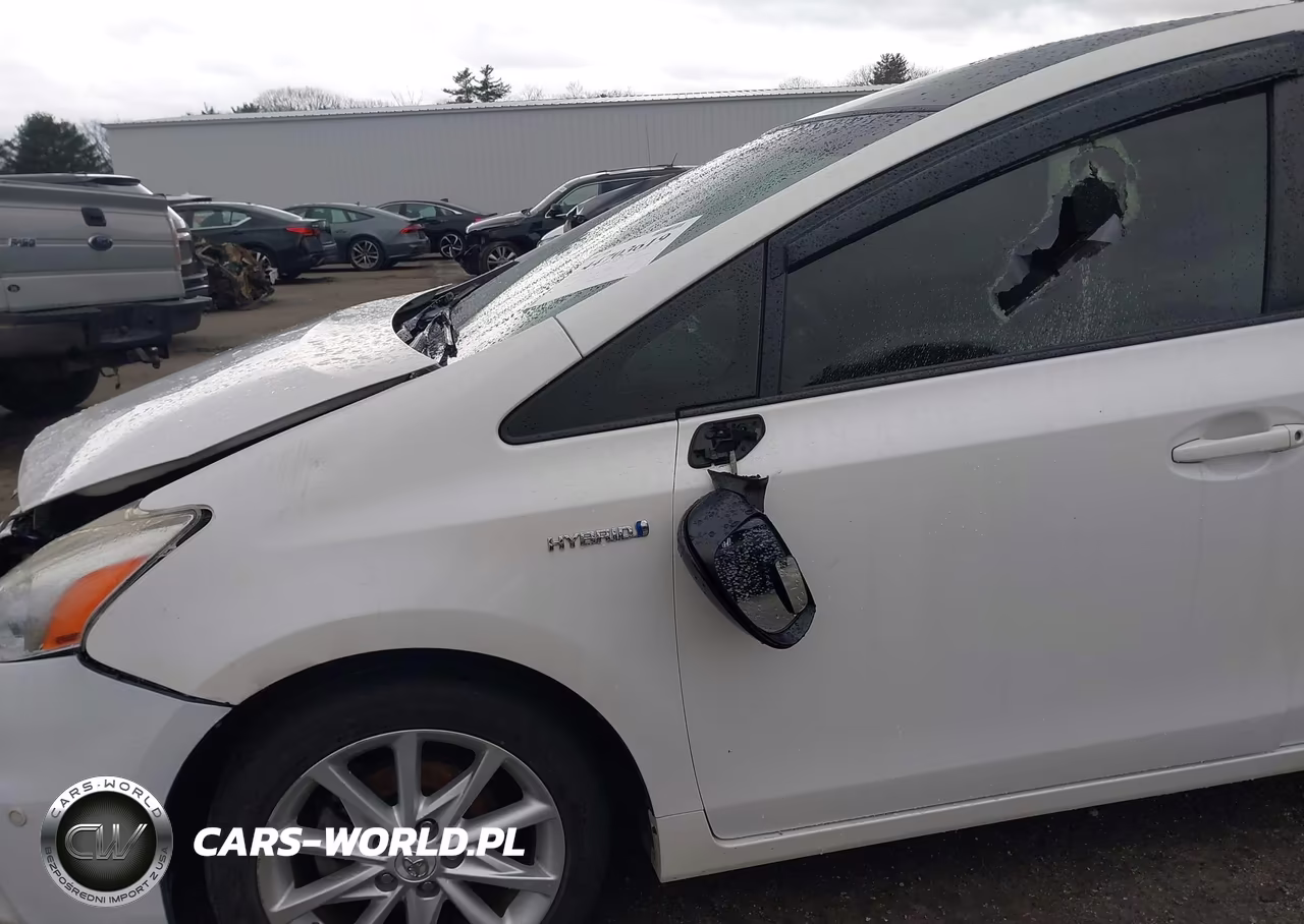2013 Toyota Prius V Five VIN:JTDZN3EU8D3198725 - 17