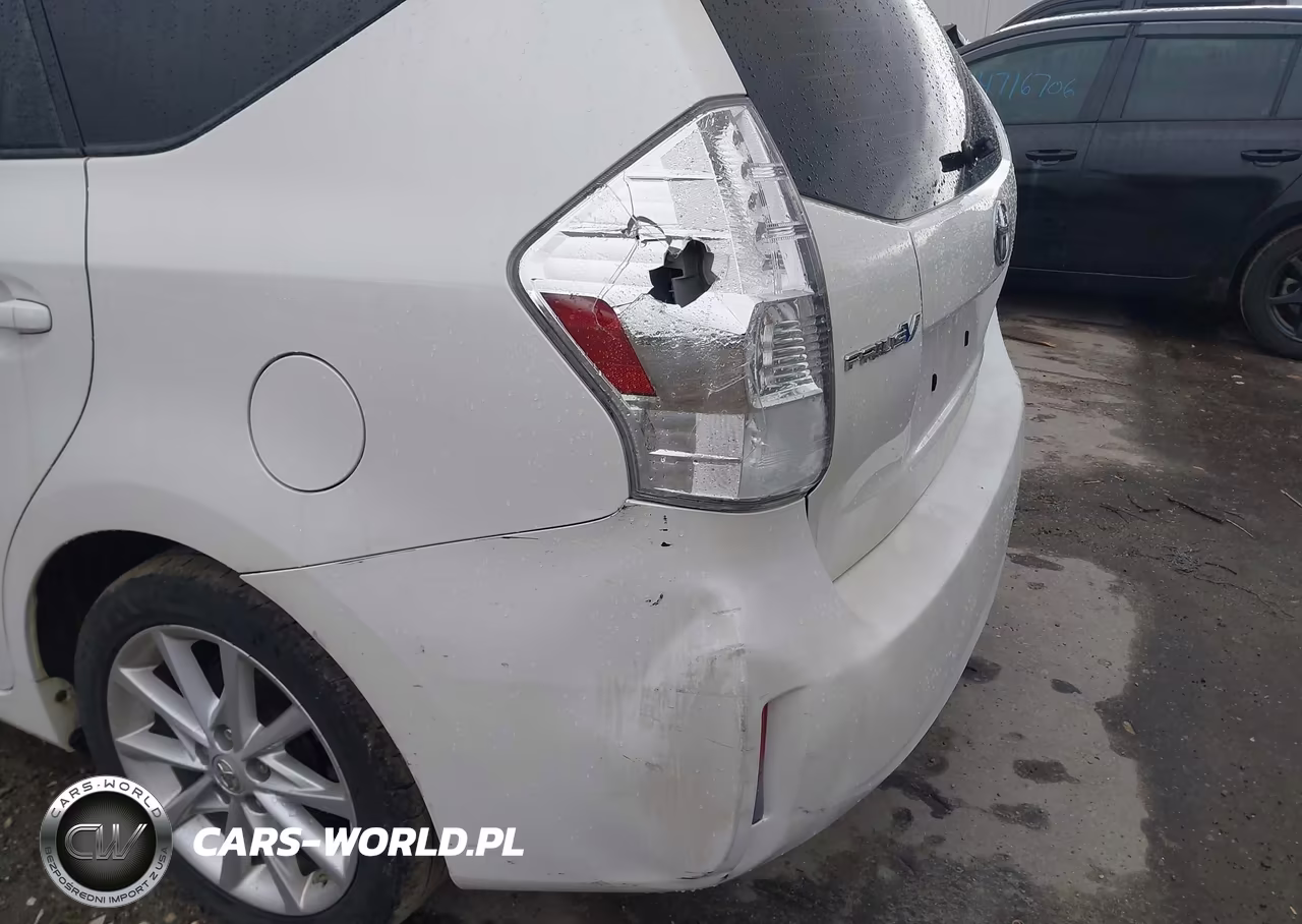 2013 Toyota Prius V Five VIN:JTDZN3EU8D3198725 - 19