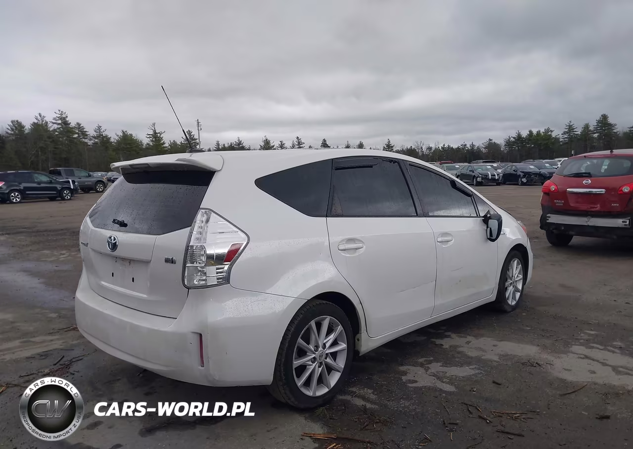 2013 Toyota Prius V Five VIN:JTDZN3EU8D3198725 - 4