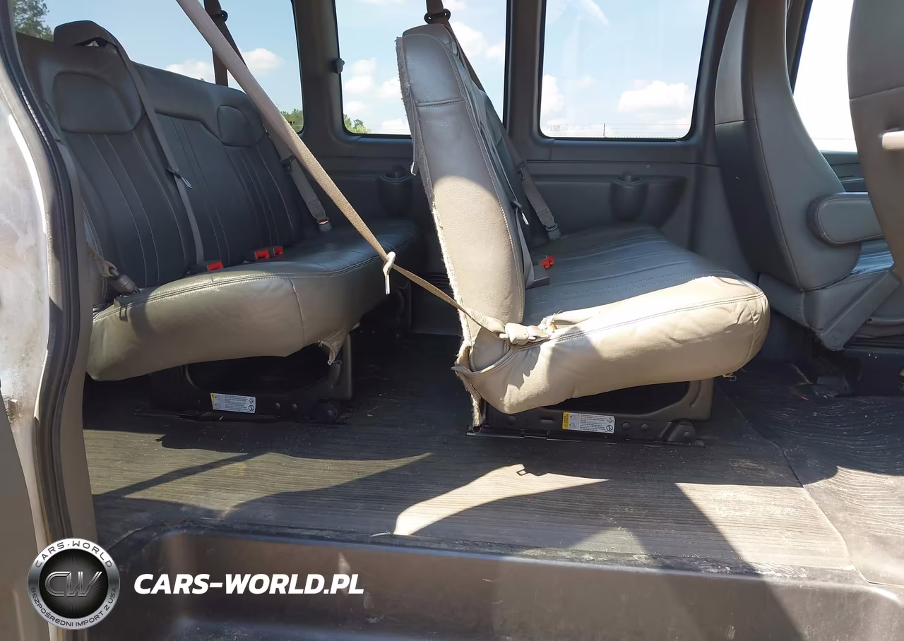 2015 Chevrolet Express 3500 Ls VIN:1GAZGZFF6F1155165 - 8